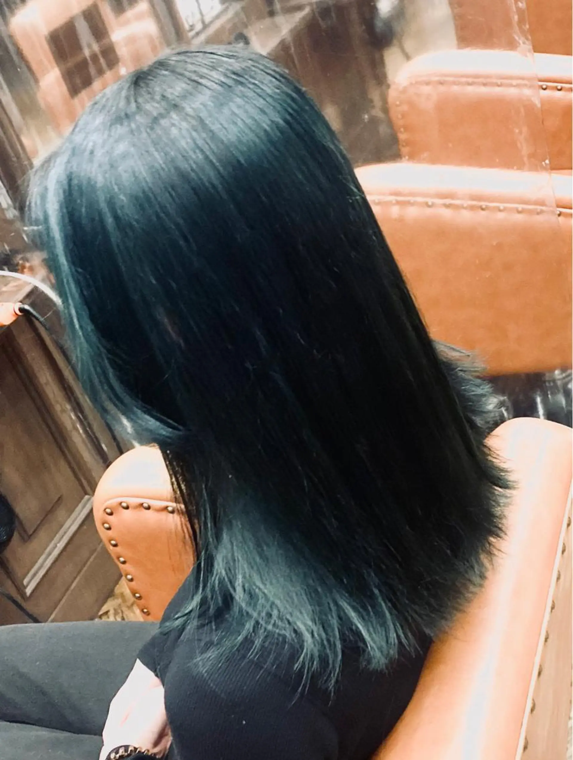 ミディアム カラー Helm所属・久次米 智人のヘアスタイル