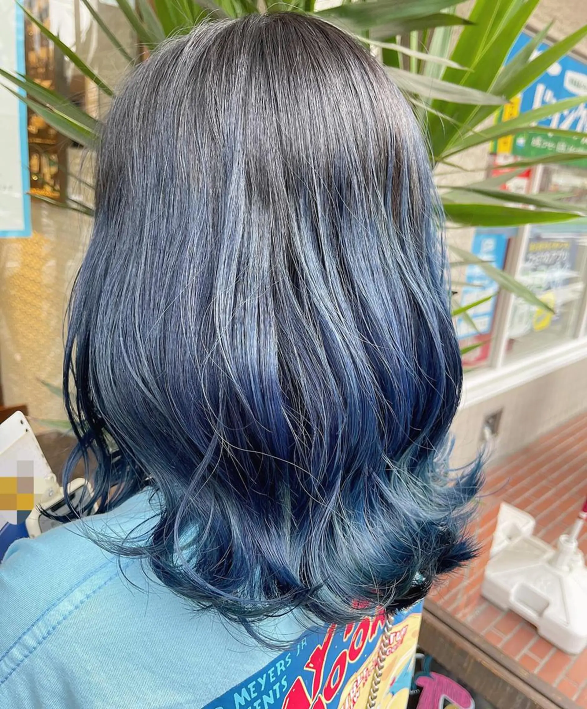 カラー バレイヤージュ ベージュカラー 黒髪 ブリーチ ブルーカラー 🫧髪質改善艶カラー _マエダ 🫧のヘアスタイル