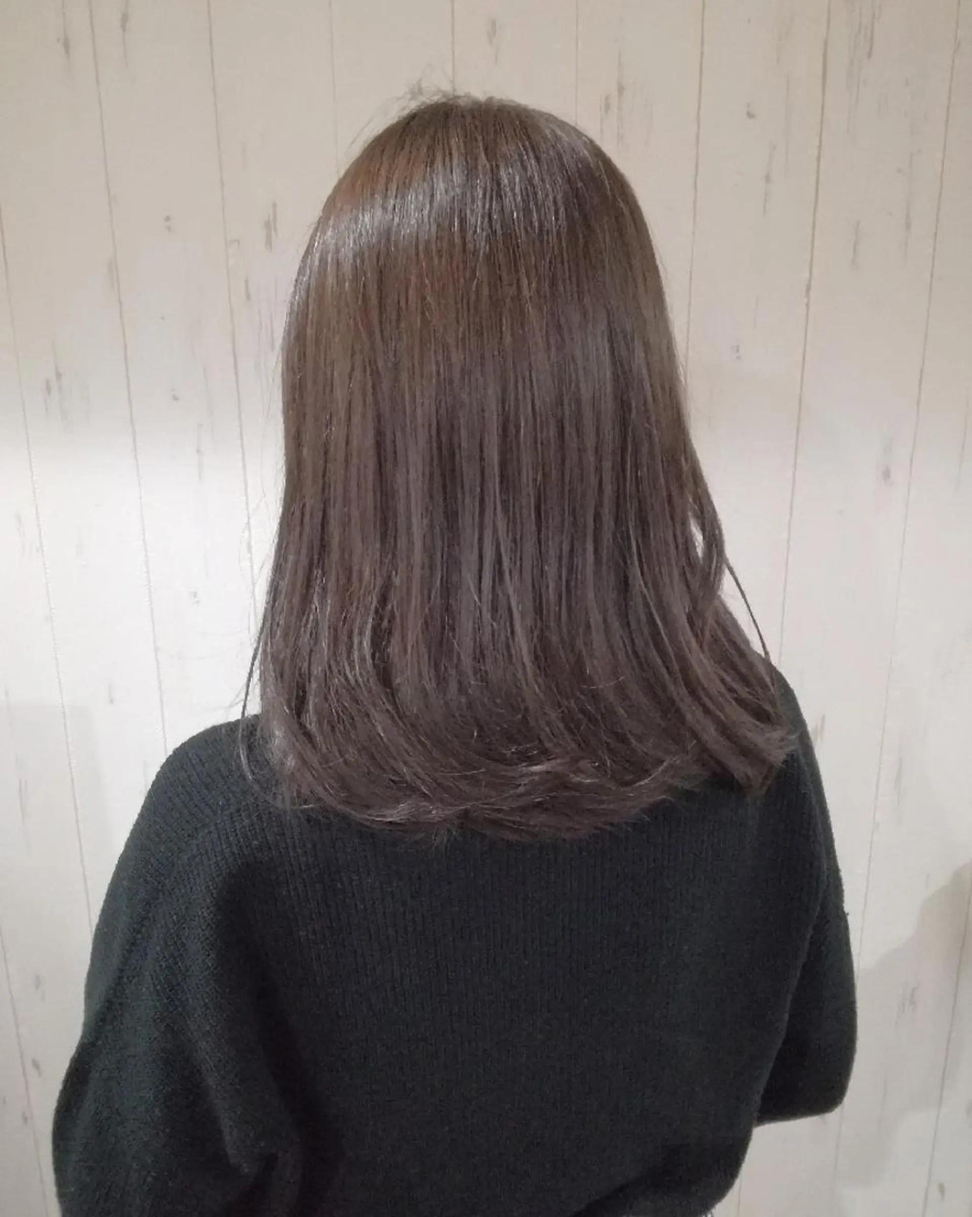 ミディアム カラー ベージュカラー 卒業式のヘアスタイル 西川 敏夫のヘアスタイル