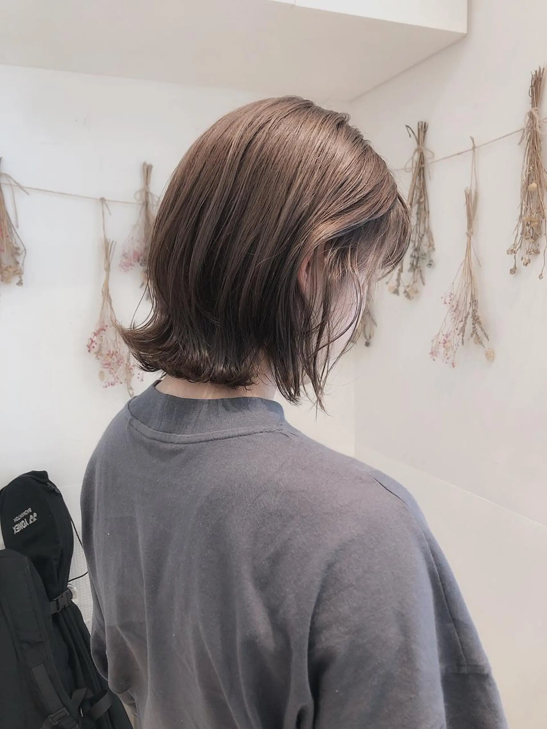 ミディアム カラー ブリーチ グレージュ ブリーチなしカラー はだゆうき @hadadan08のヘアスタイル