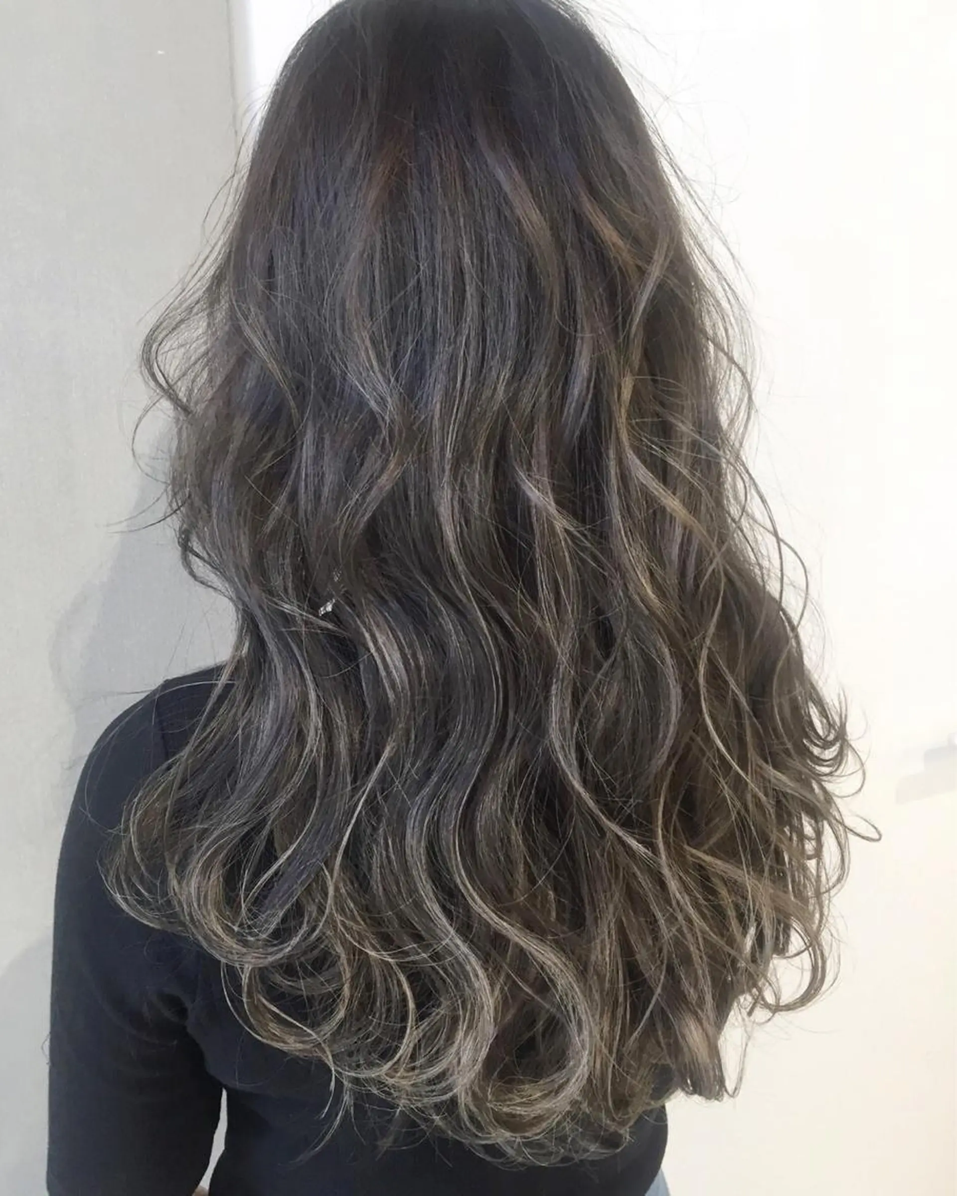 ロング カラー パーマ ヘアアレンジ 【公式】amble luxe池袋東口🩷のヘアスタイル