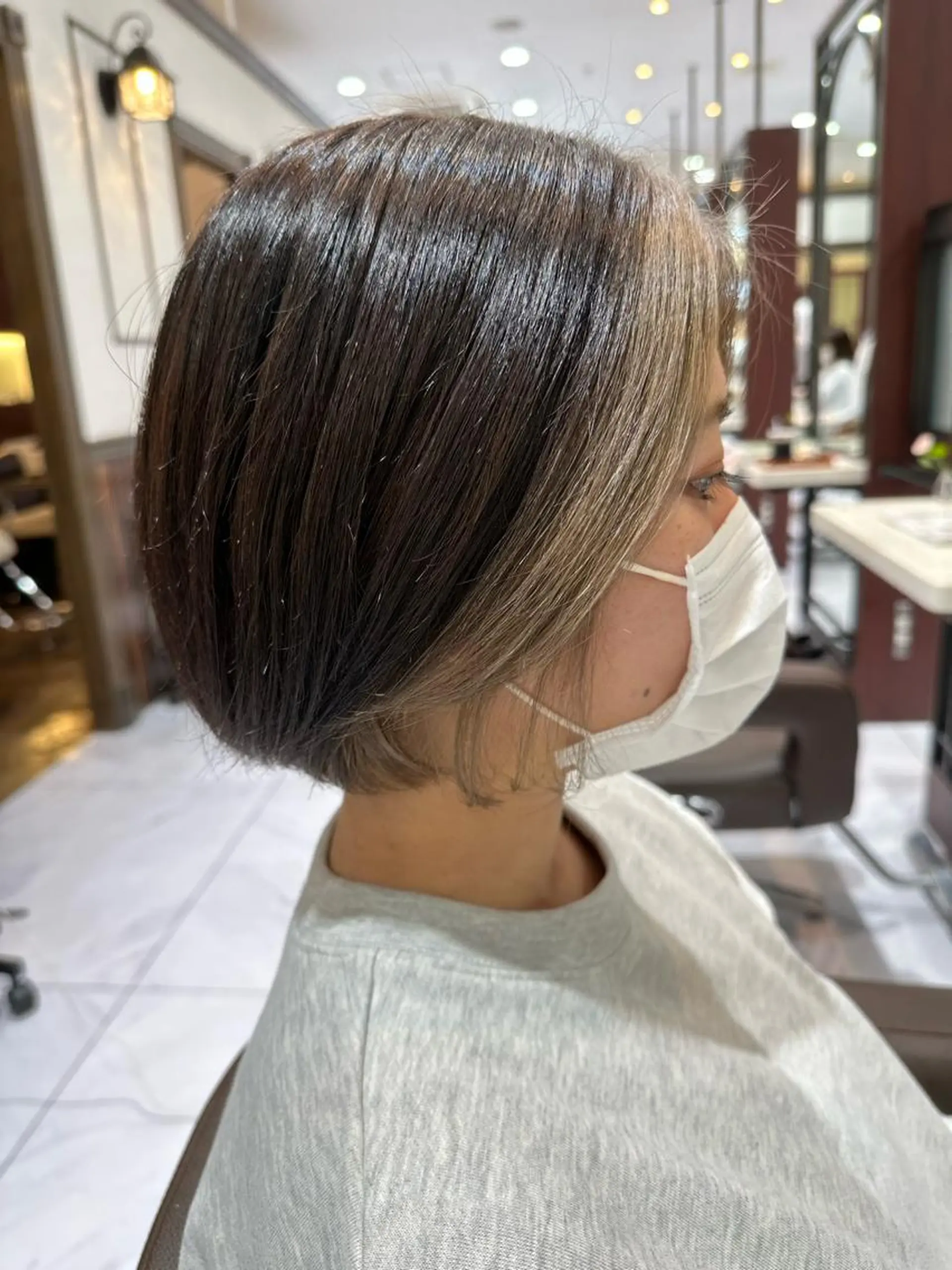 ショート カラー ミストバング ブリーチ  フェイスフレーミング 七井 香奈 (なないかな)のヘアスタイル