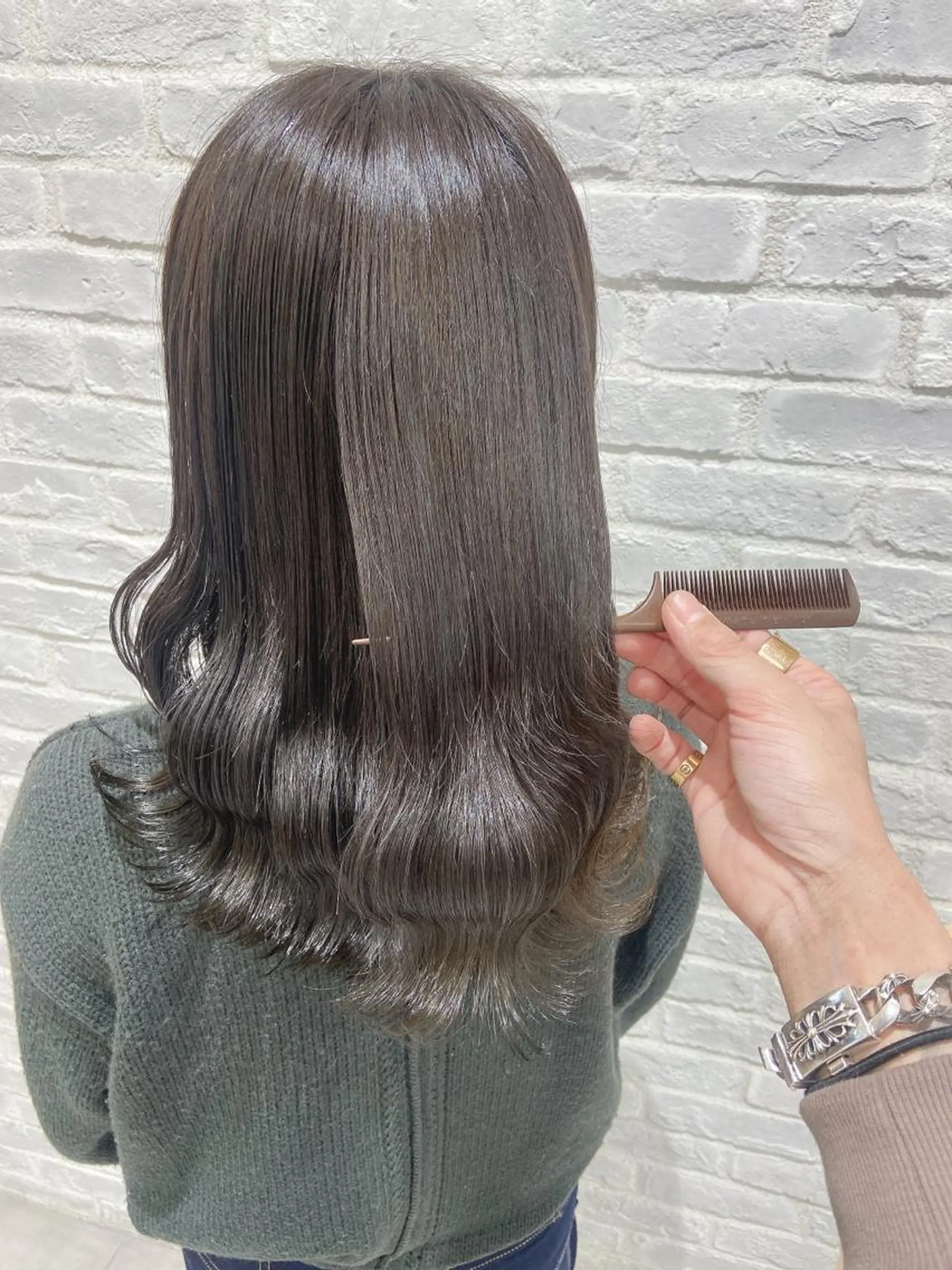 ミディアム カラー グレージュ カット ヘアカラー 韓国/色気/レイヤー /avance天王寺のヘアスタイル