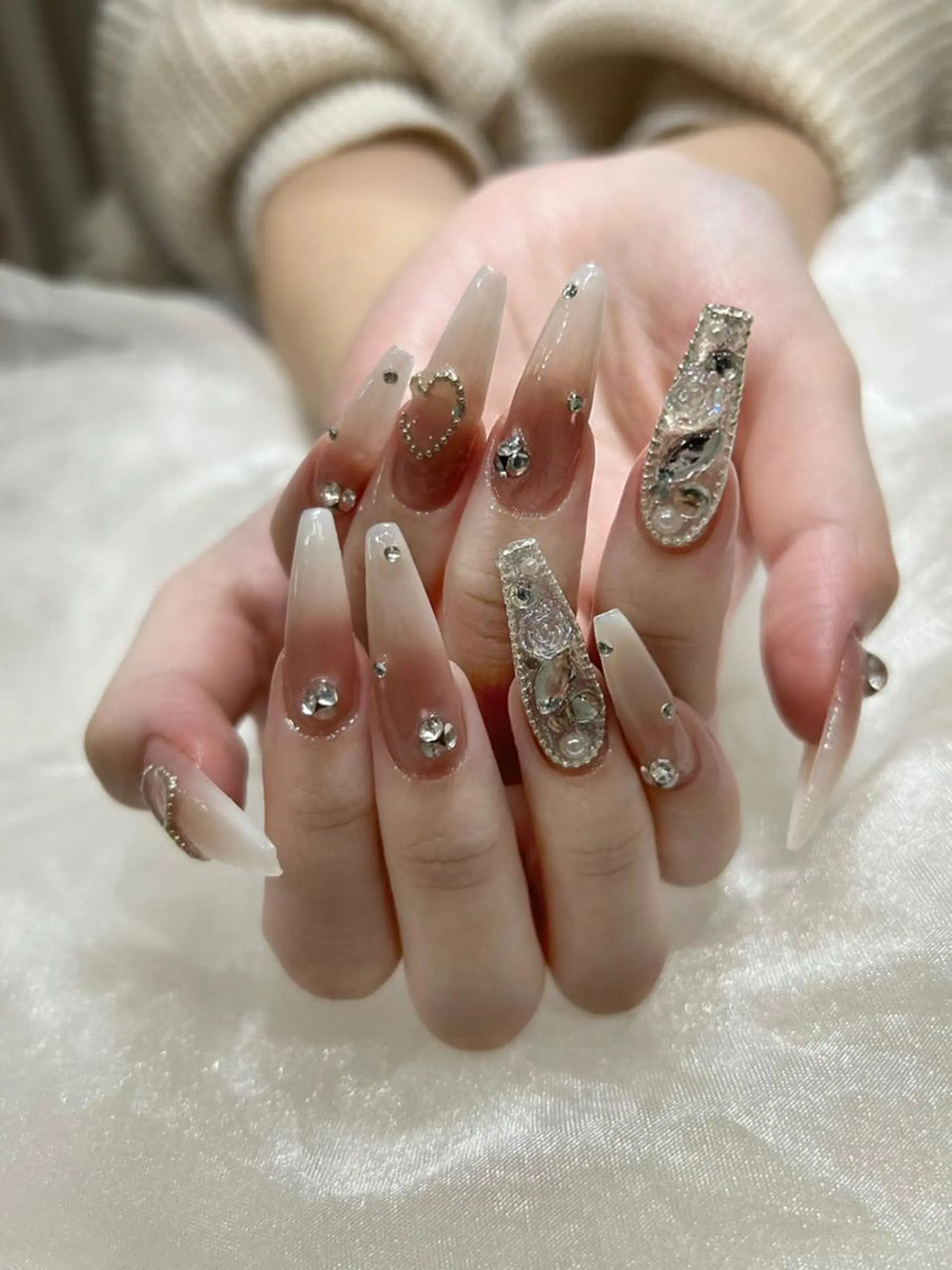 ネイル VIVIAN エイのネイルデザイン