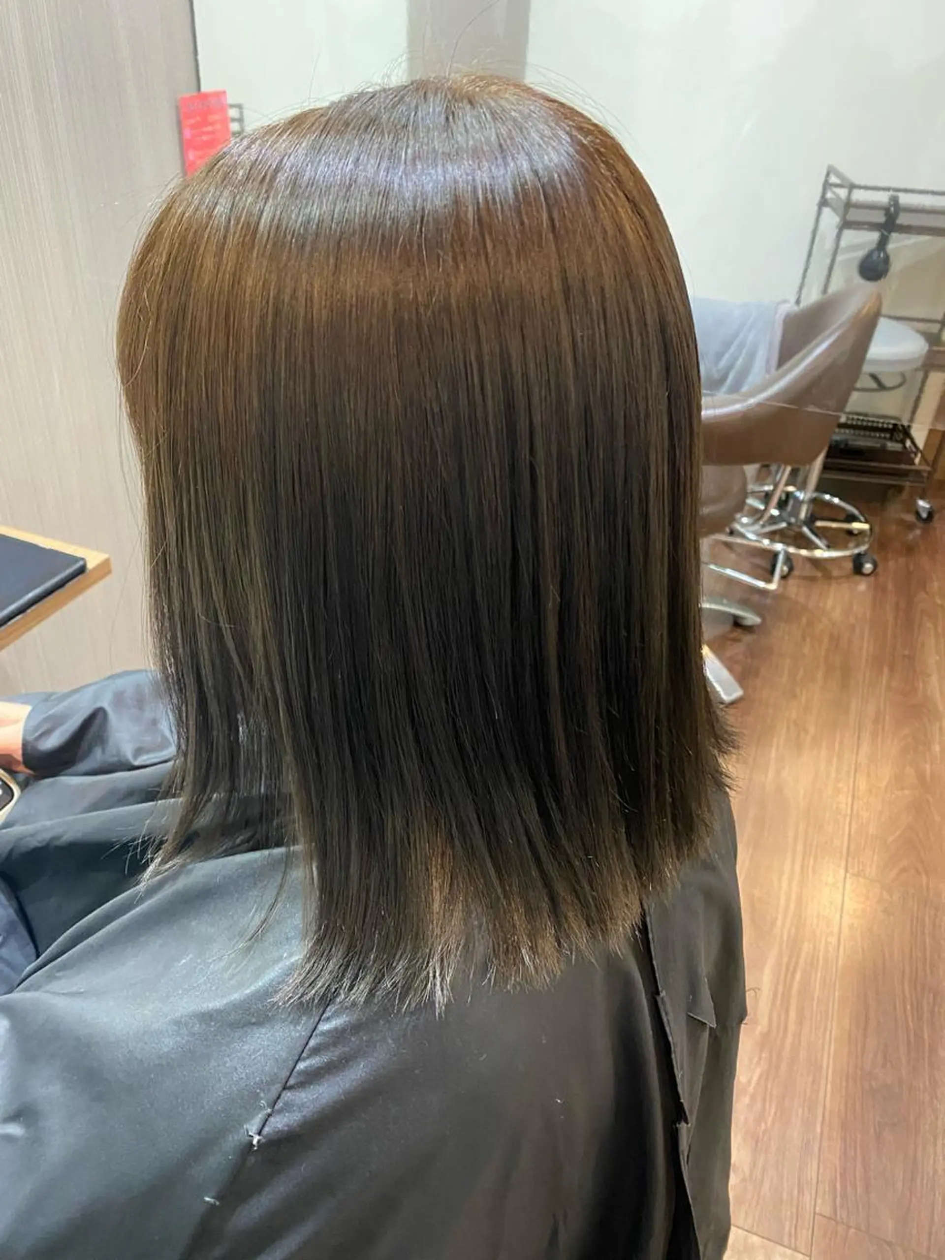 セミロング カラー グレージュ オリーブグレージュ オリーブグレー フォーリア(Foglia)所属・foglia 坪来　祥汰のヘアスタイル