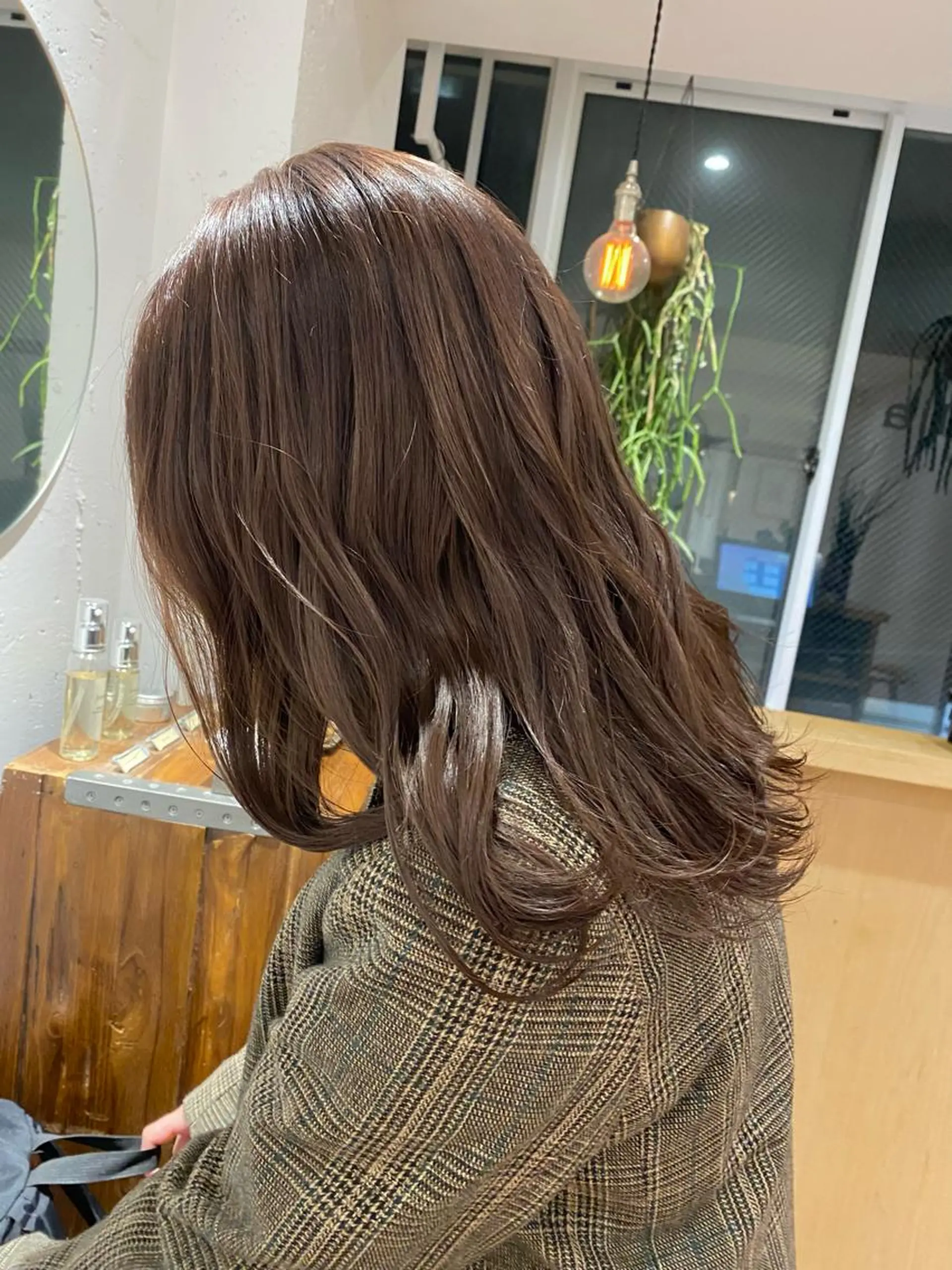 セミロング カラー ベージュカラー ブリーチ ミルクティーベージュ ブリーチなしカラー 艶カラー 🤍🫧/makoのヘアスタイル