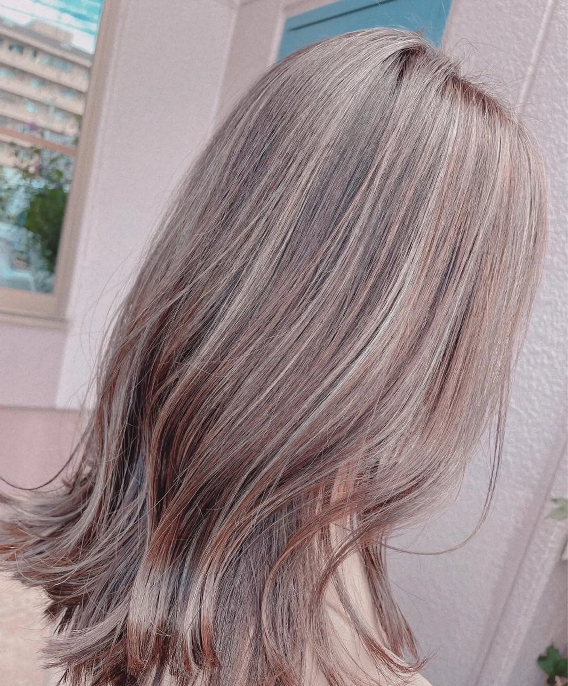 セミロング カラー ハイライトカラー ハイライト freedom  下中野店所属・🫧🕊️かたやま さきこ🕊️🫧のヘアスタイル
