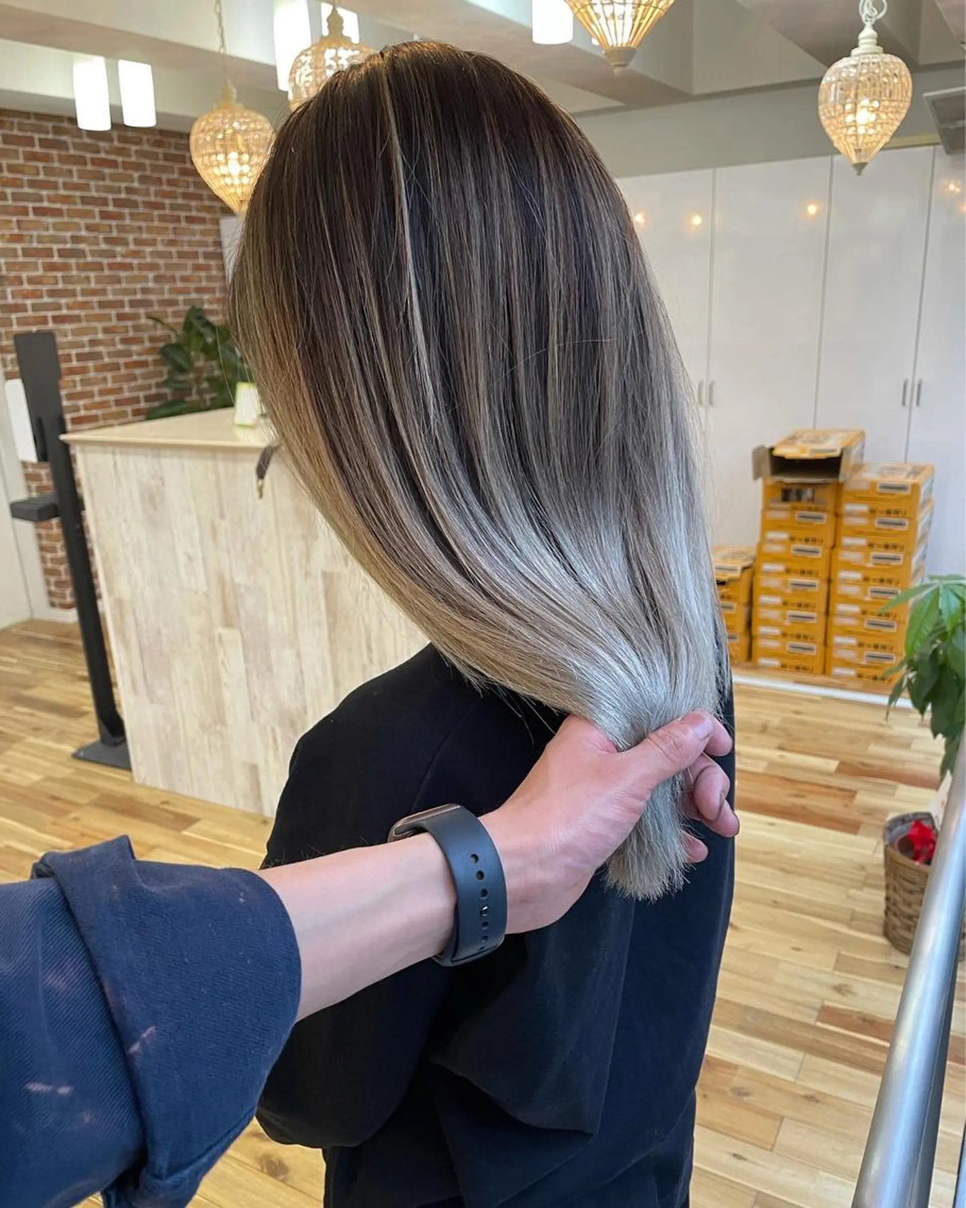 セミロング カラー ヘアカラー トリートメント Tao所属・藤川 大智のヘアスタイル