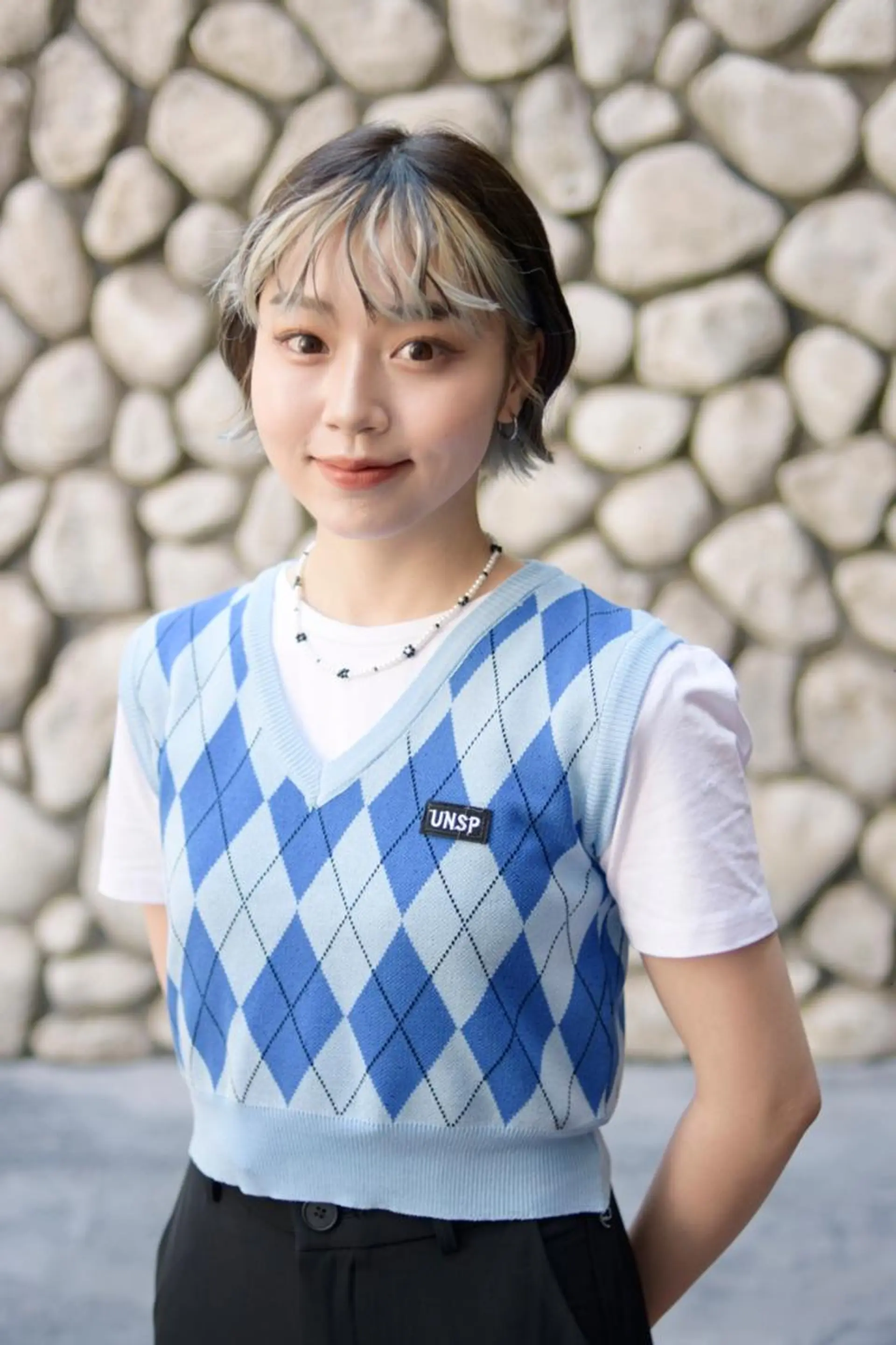 ミディアム カラー ビューティービースト 新宿のヘアスタイル