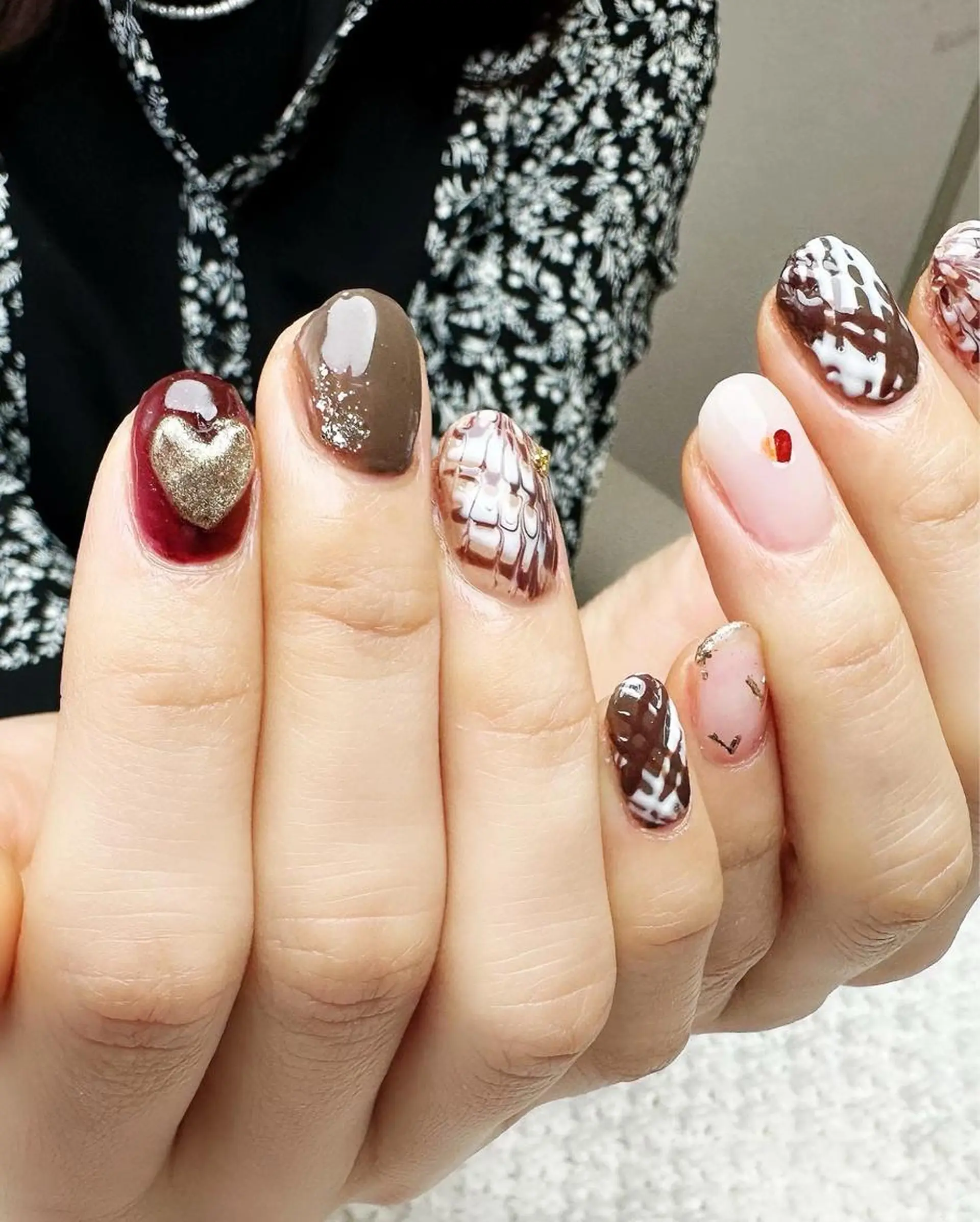 ネイル 新山 聖のネイルデザイン