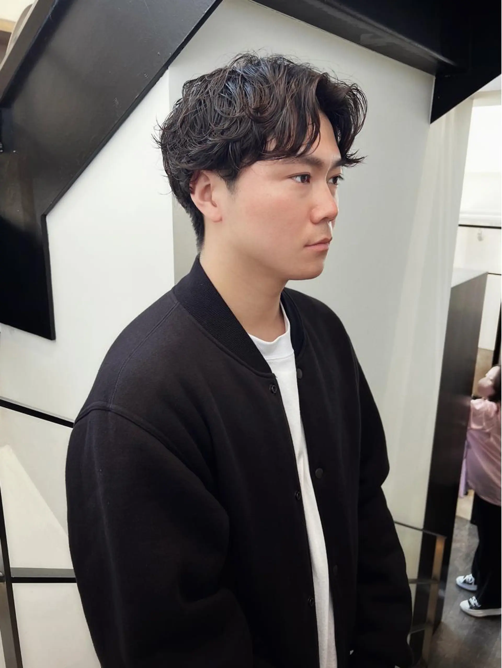 パーマ メンズ メンズパーマ ニュアンスパーマ カット パーマ Qin shaire salon 原宿verno店所属・【センターパート】 ETO／江藤翼の眉毛・アイブロウイメージ