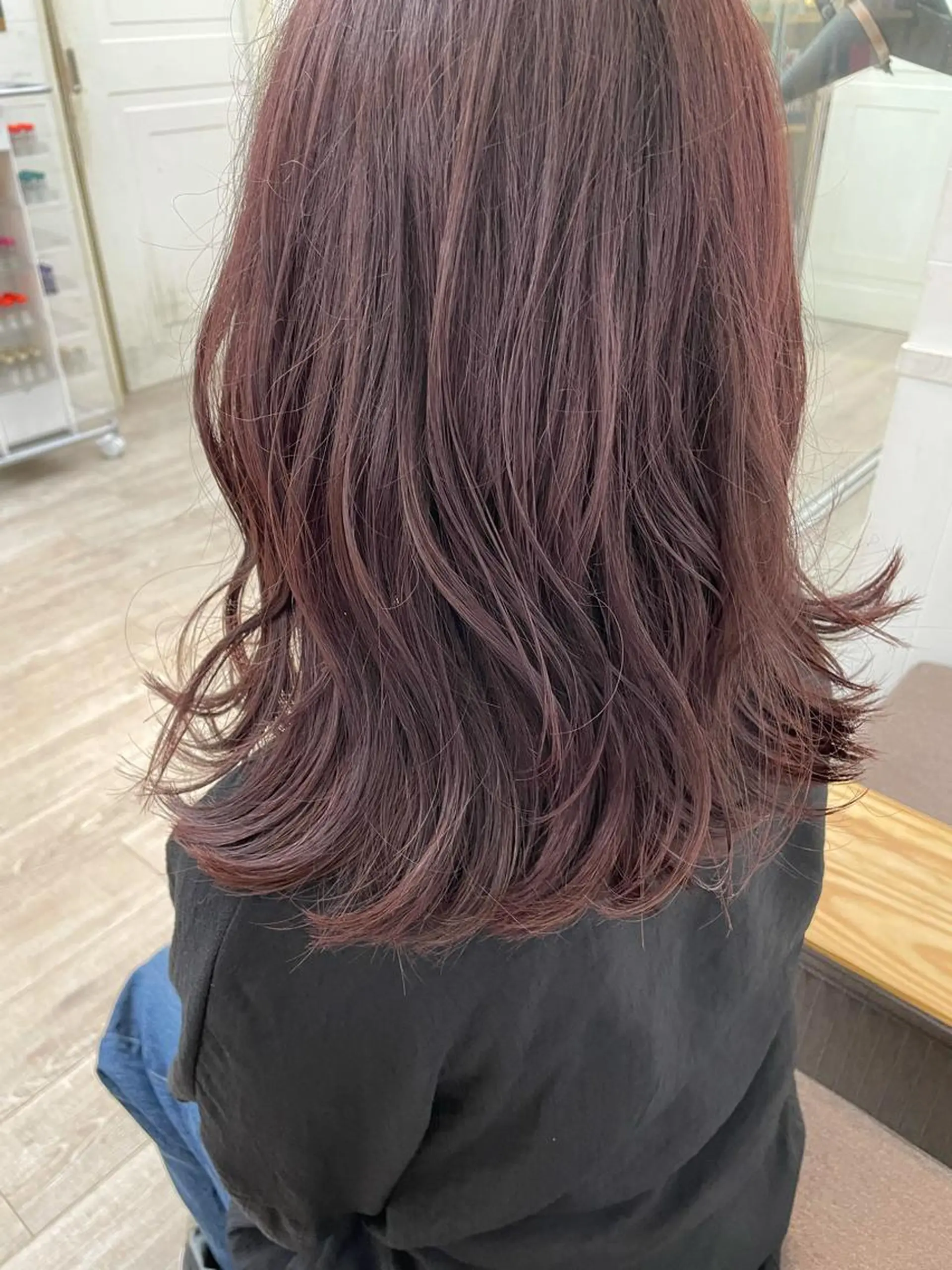 ミディアム カラー ヘアアレンジ カット ヘアカラー トリートメント 前髪顔周り✂️店長 ❤️アマミヤ❤️のヘアスタイル