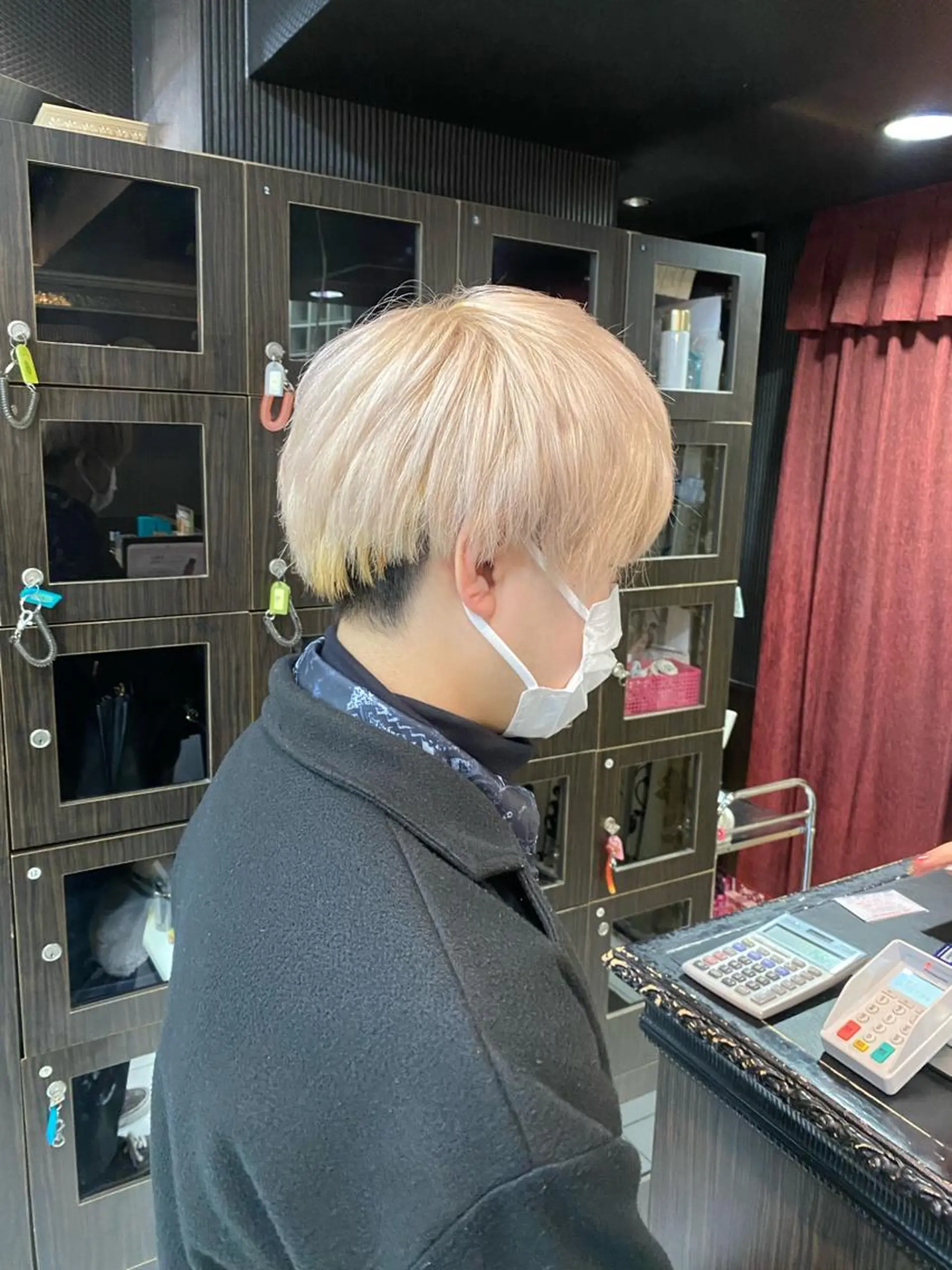 カラー メンズ ブロンド ホワイトブロンド ヘアカラー ホワイト/店長/カラ ー講師/錦糸町/岩崎のヘアスタイル