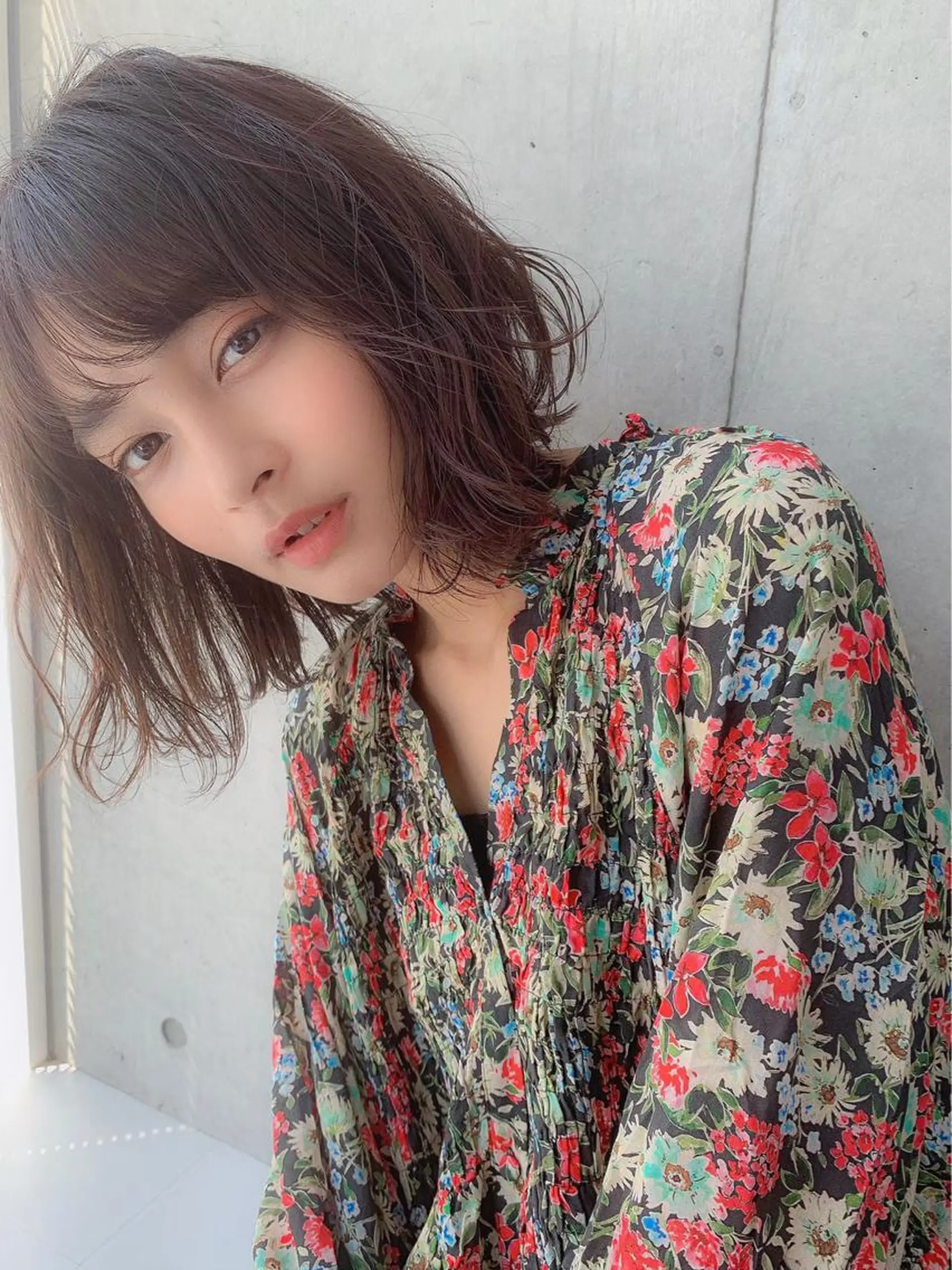 ミディアム カラー ヘアアレンジ 外苑前NO.1艶髪 透明感カラーのヘアスタイル