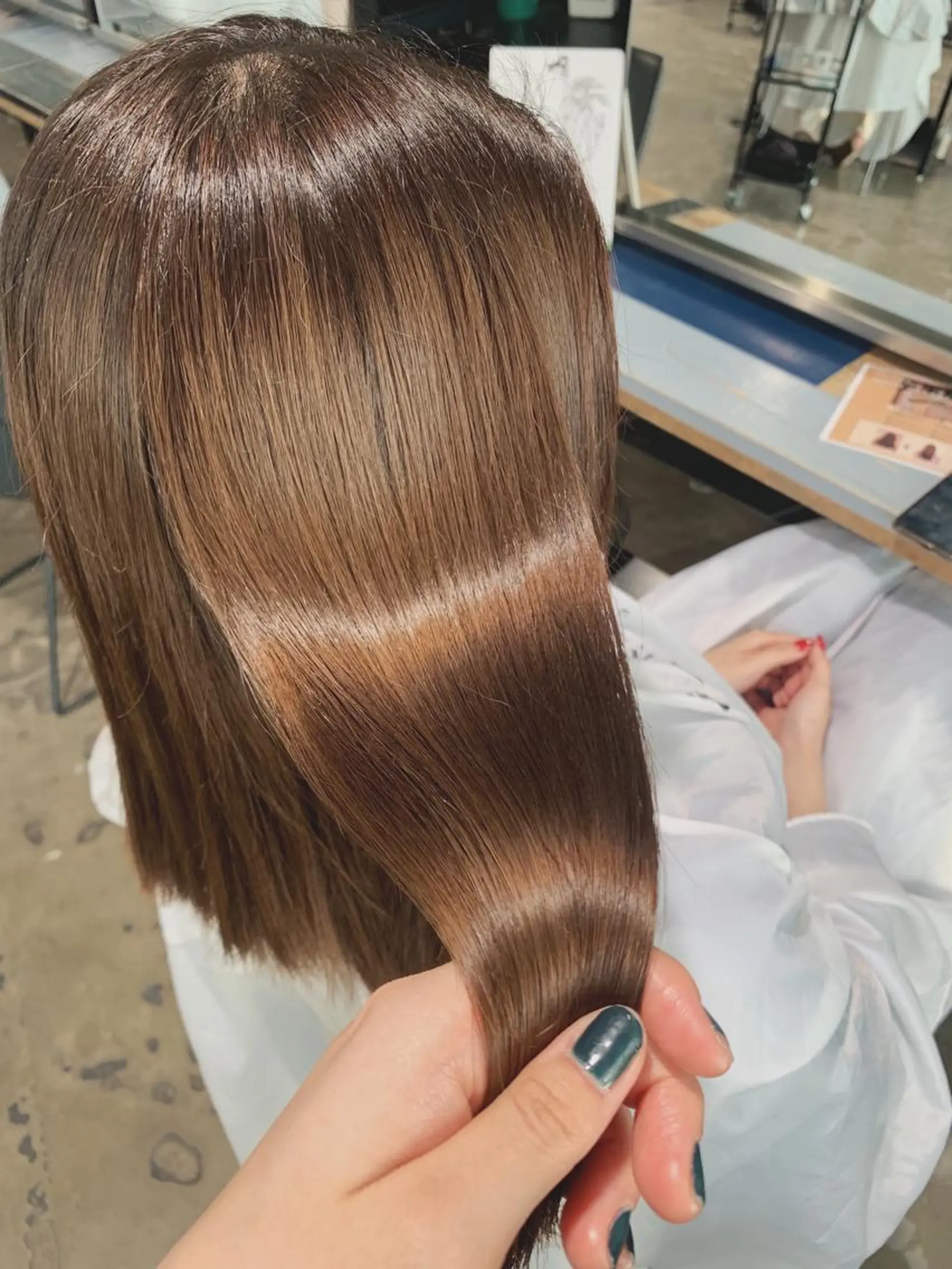 セミロング SYUK高円寺所属・ベージュ/暖色カラー /ボブ/ミカのヘアスタイル