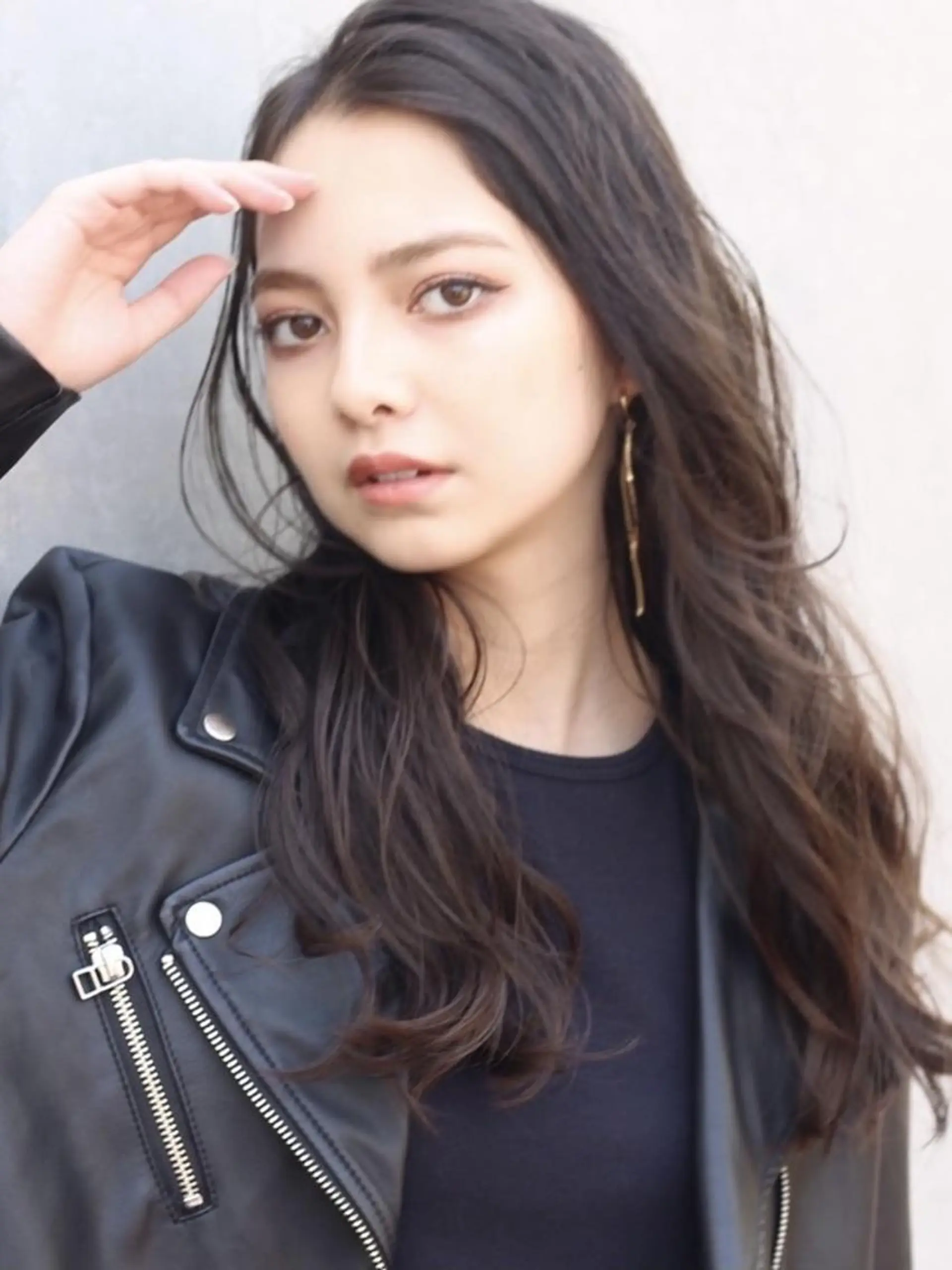 ロング シールエクステ エクステ FÜRSTIN所属・西村髪質改善 ブリーチ縮毛矯正のヘアスタイル