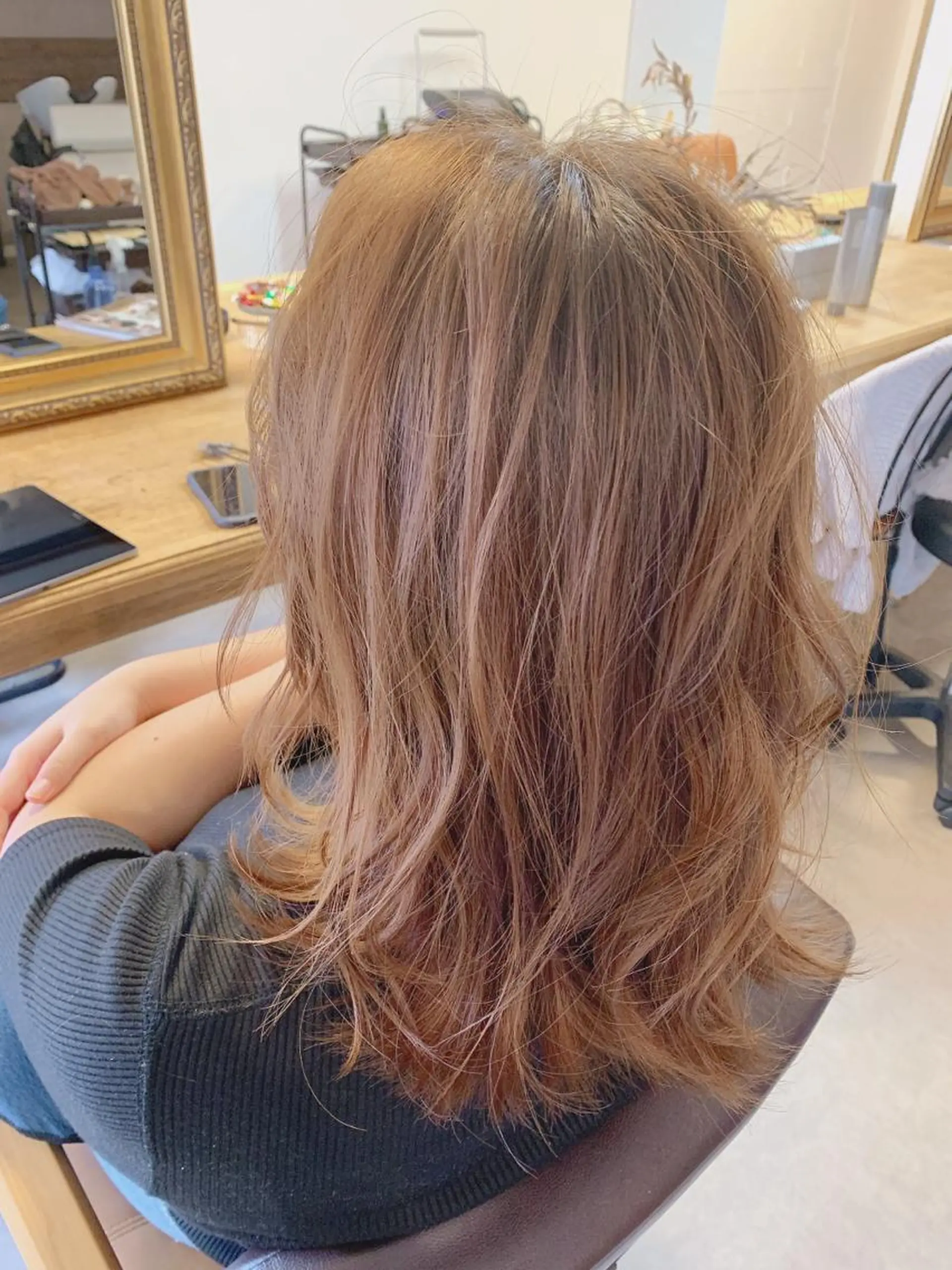 ミディアム 土井 貴司のヘアスタイル