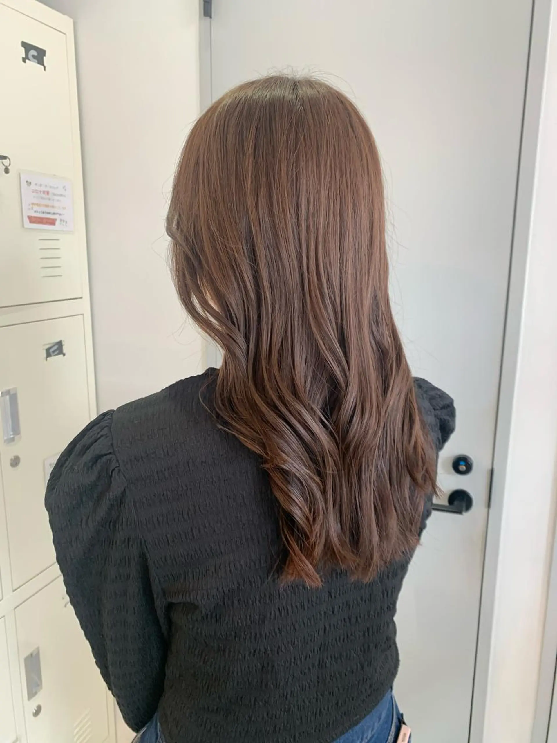 ロング カット ヘアカラー FERIA 池田 比嘉あゆ美のヘアスタイル