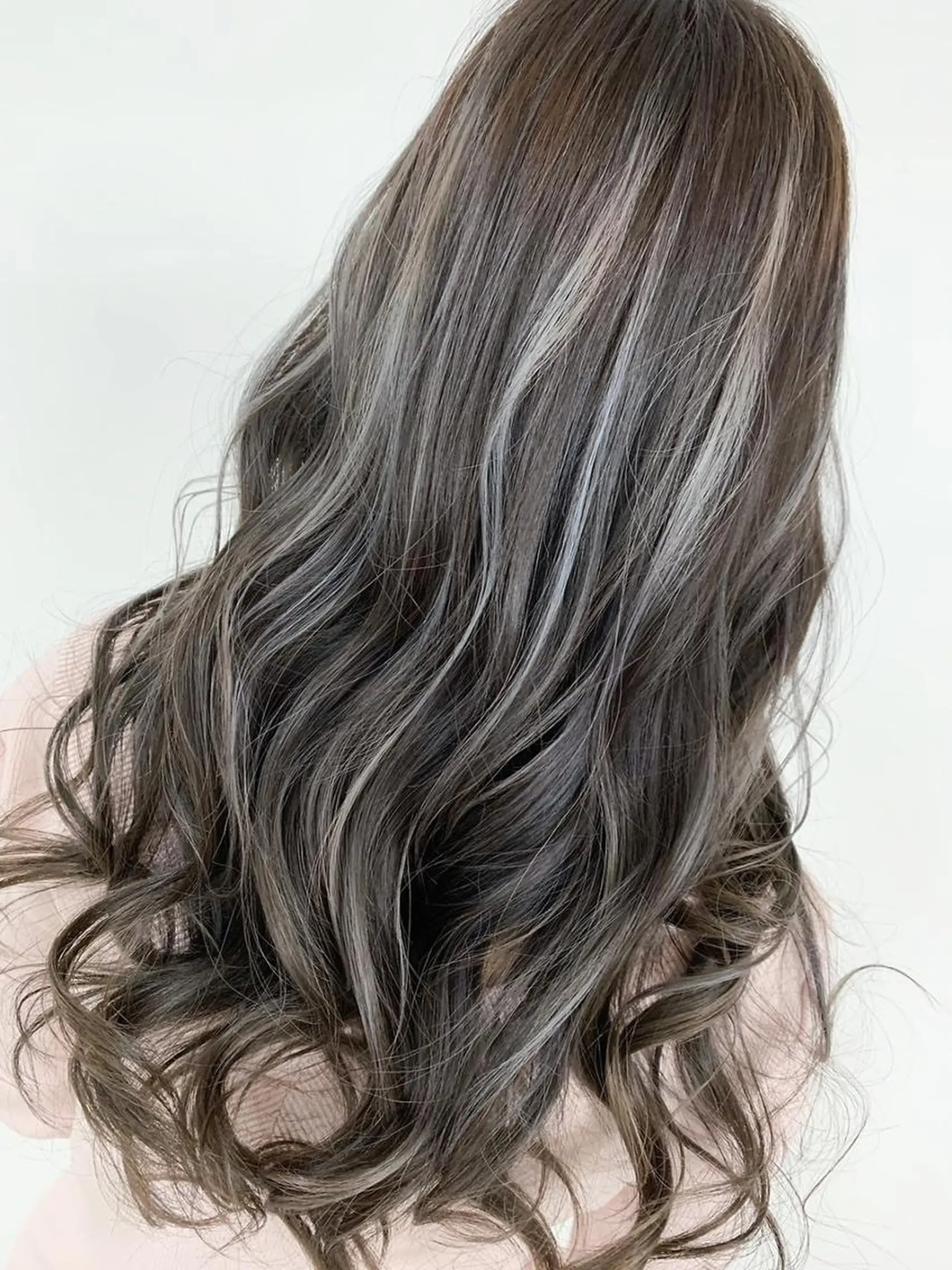 ミディアム 🌿佐山 絵梨佳🌿 Recharme新保のヘアスタイル