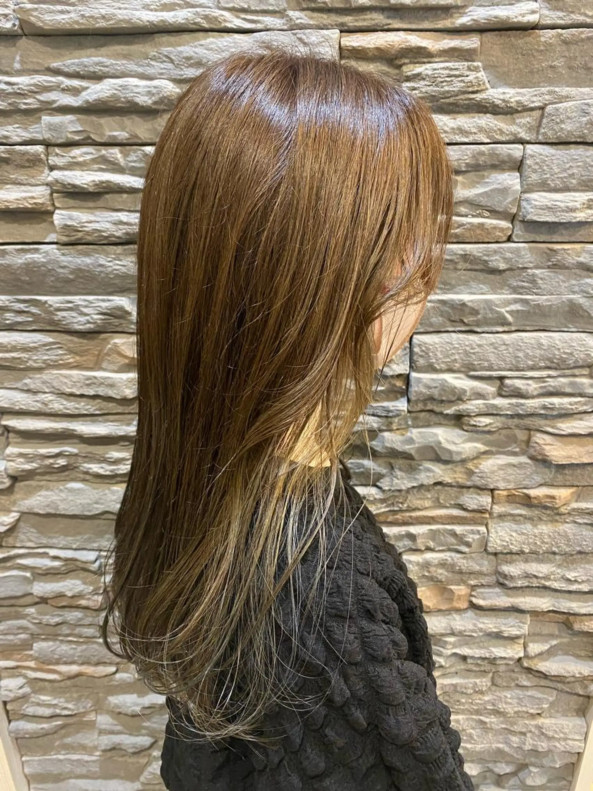 ロング カラー Fika所属・山浦 貴恵のヘアスタイル