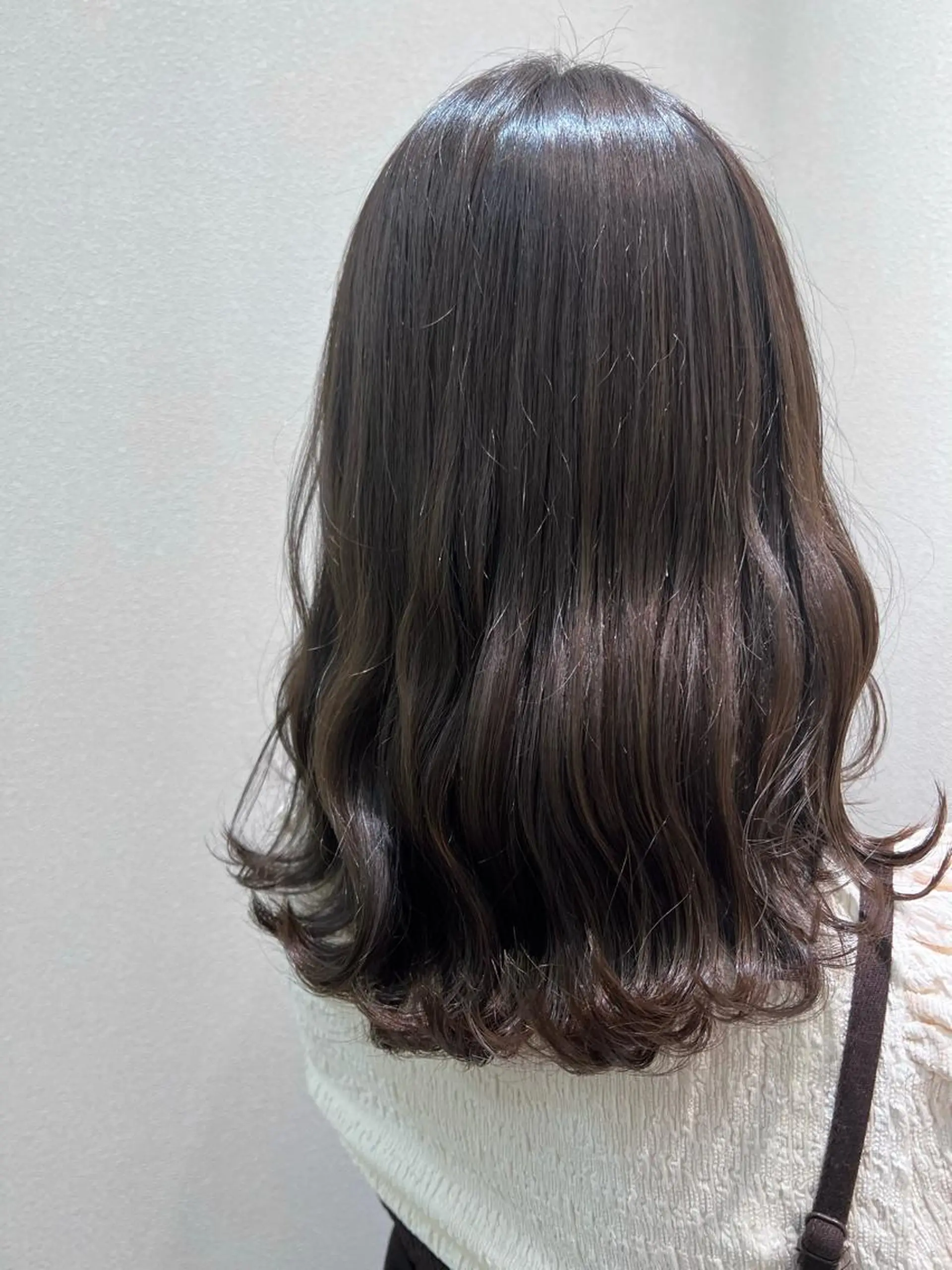 ミディアム カラー カット ヘアカラー トリートメント 暗髪/艶髪/Ono .のヘアスタイル