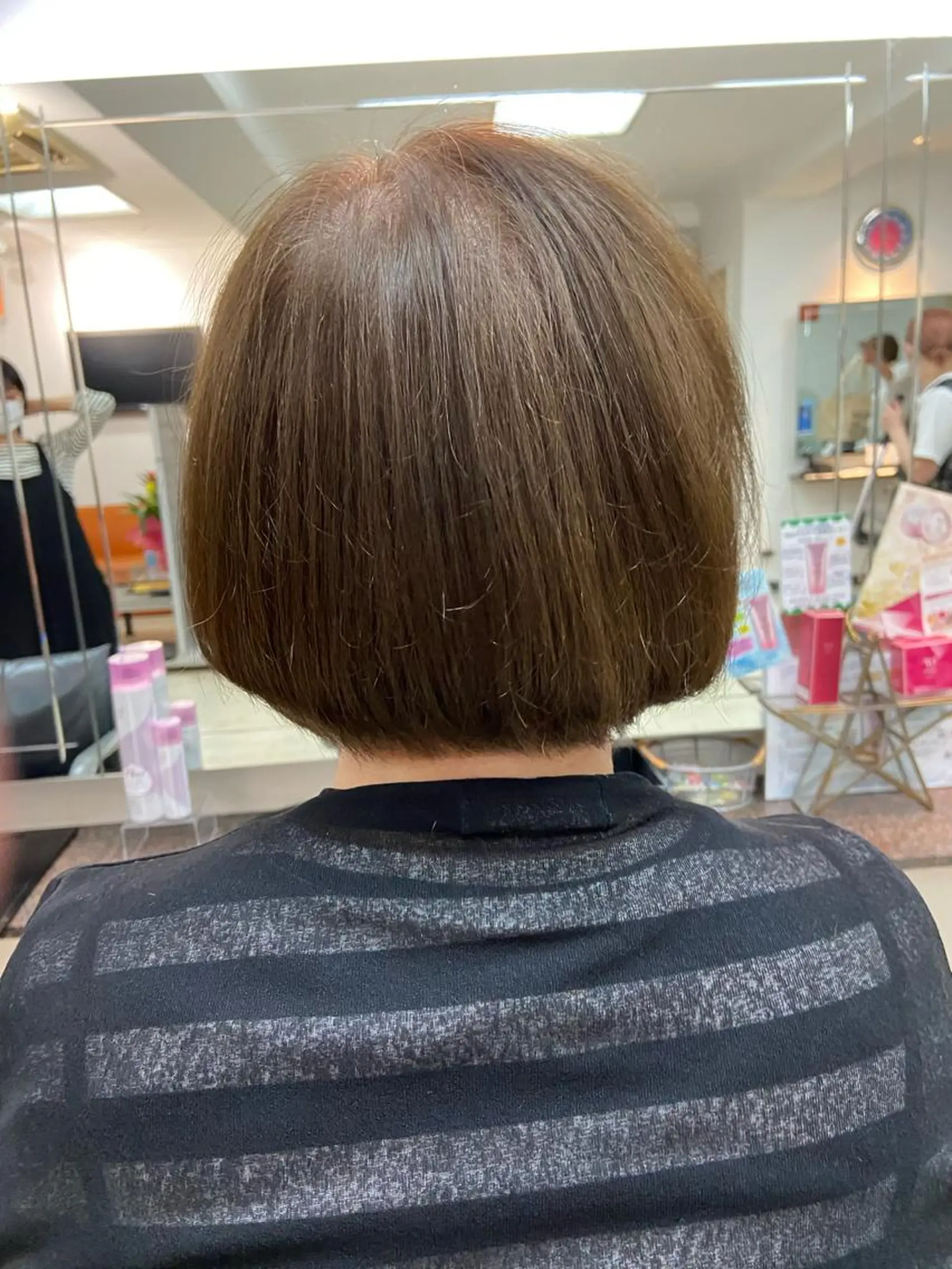 ショート ハイライト レイヤーカット Love&Hair Breit/店長下川のヘアスタイル