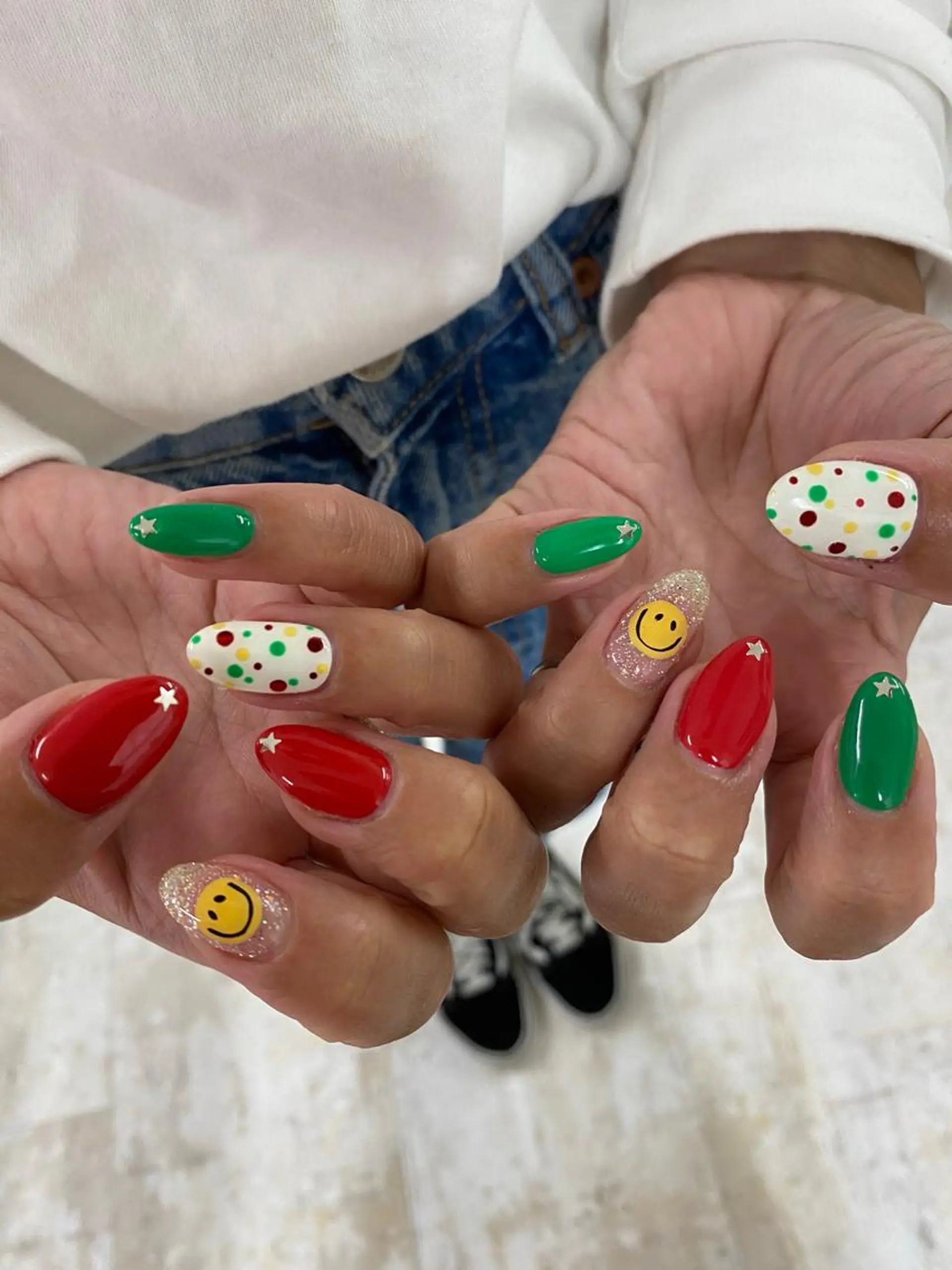 ネイル STELLAR beauty salon所属・STELLAR 天六店のネイルデザイン