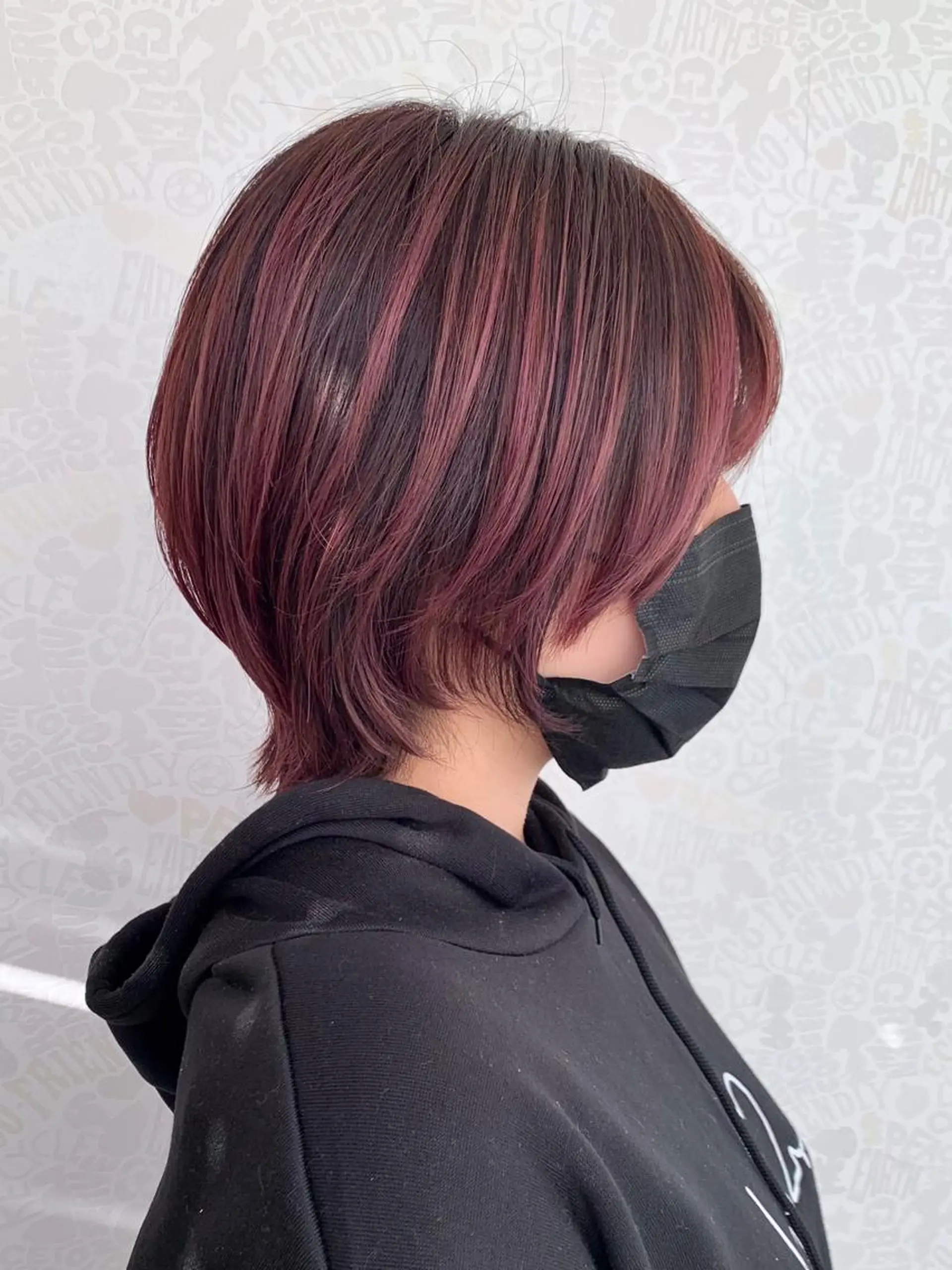 ショート カラー バレイヤージュ ピンクカラー レイヤーカット Leia所属・ムラヨシ ショータのヘアスタイル