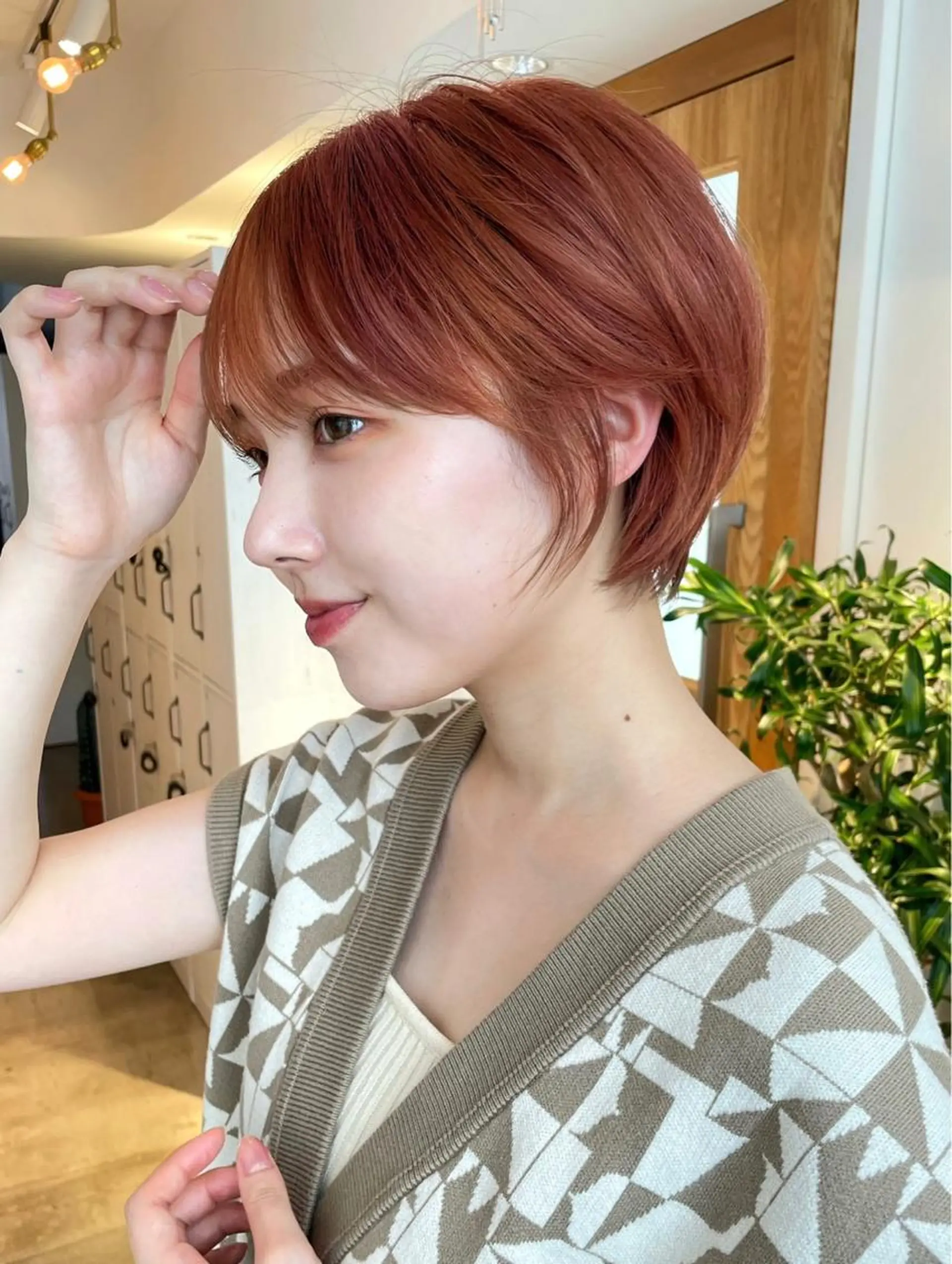 ショート カラー カット トリートメント 滝口 茉奈実のヘアスタイル