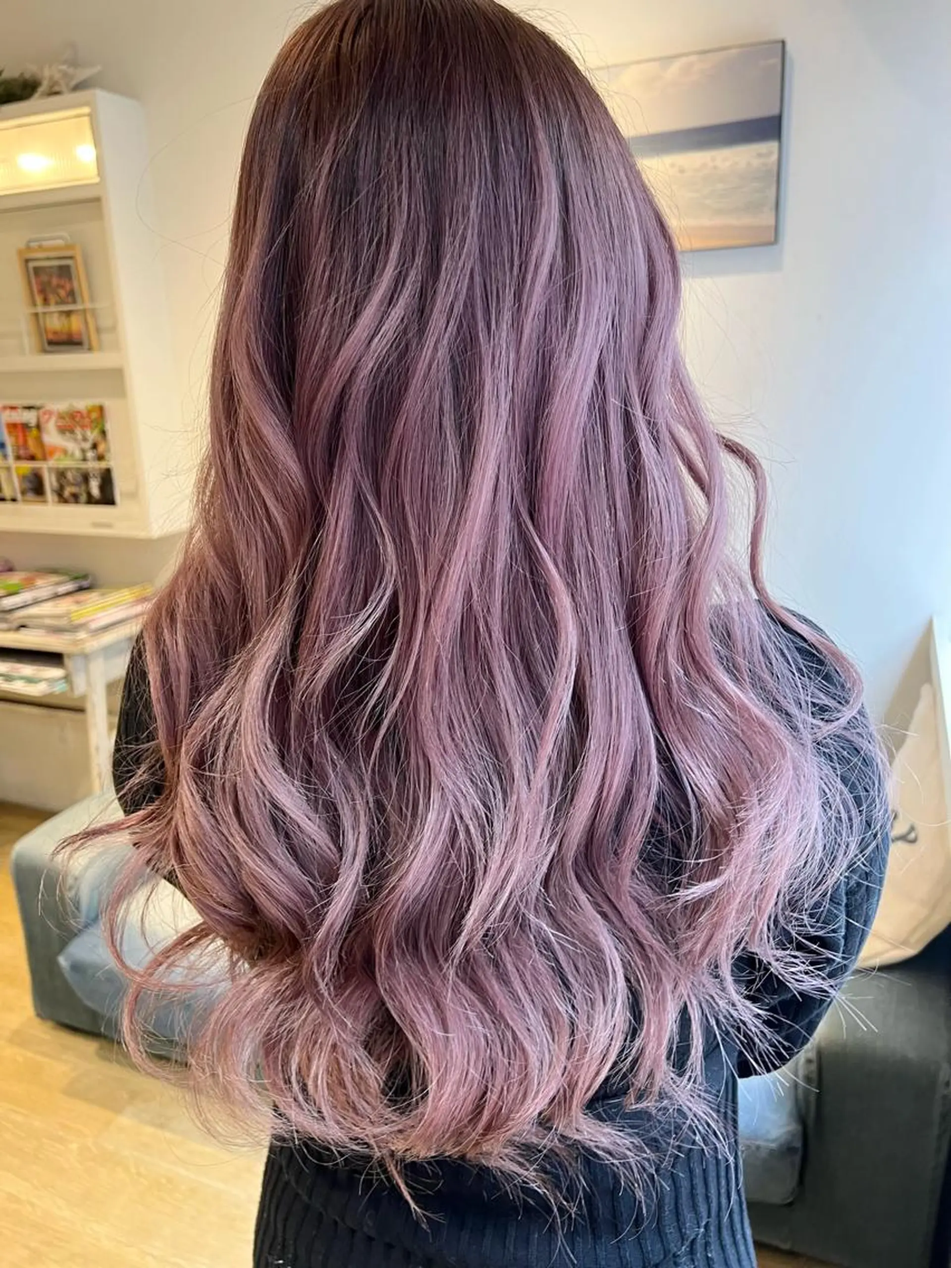 ロング ピンクラベンダー ヘアカラー トリートメント 渋谷ハイトーン/ デザインカラー阿部のヘアスタイル