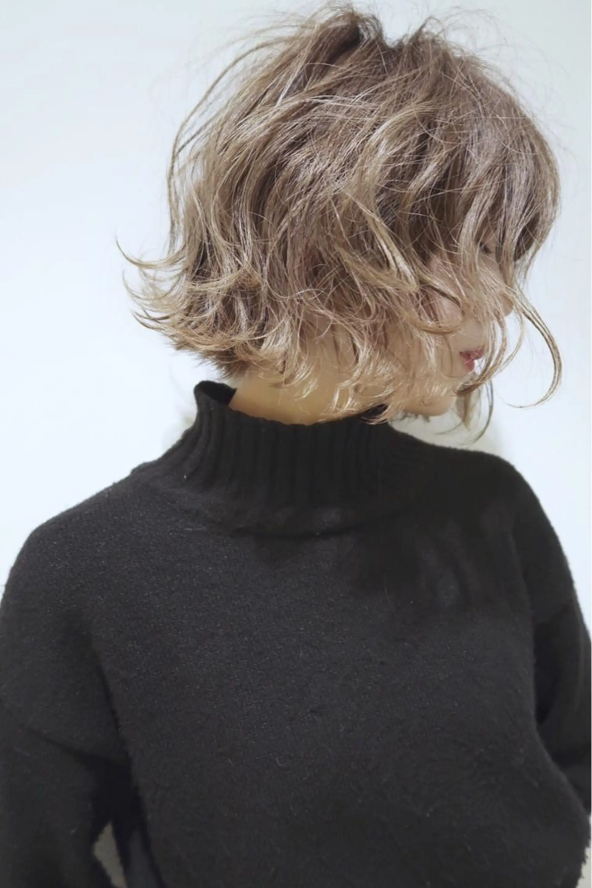 ショート カラー パーマ Memories水天宮前所属・花渕 俊彦のヘアスタイル