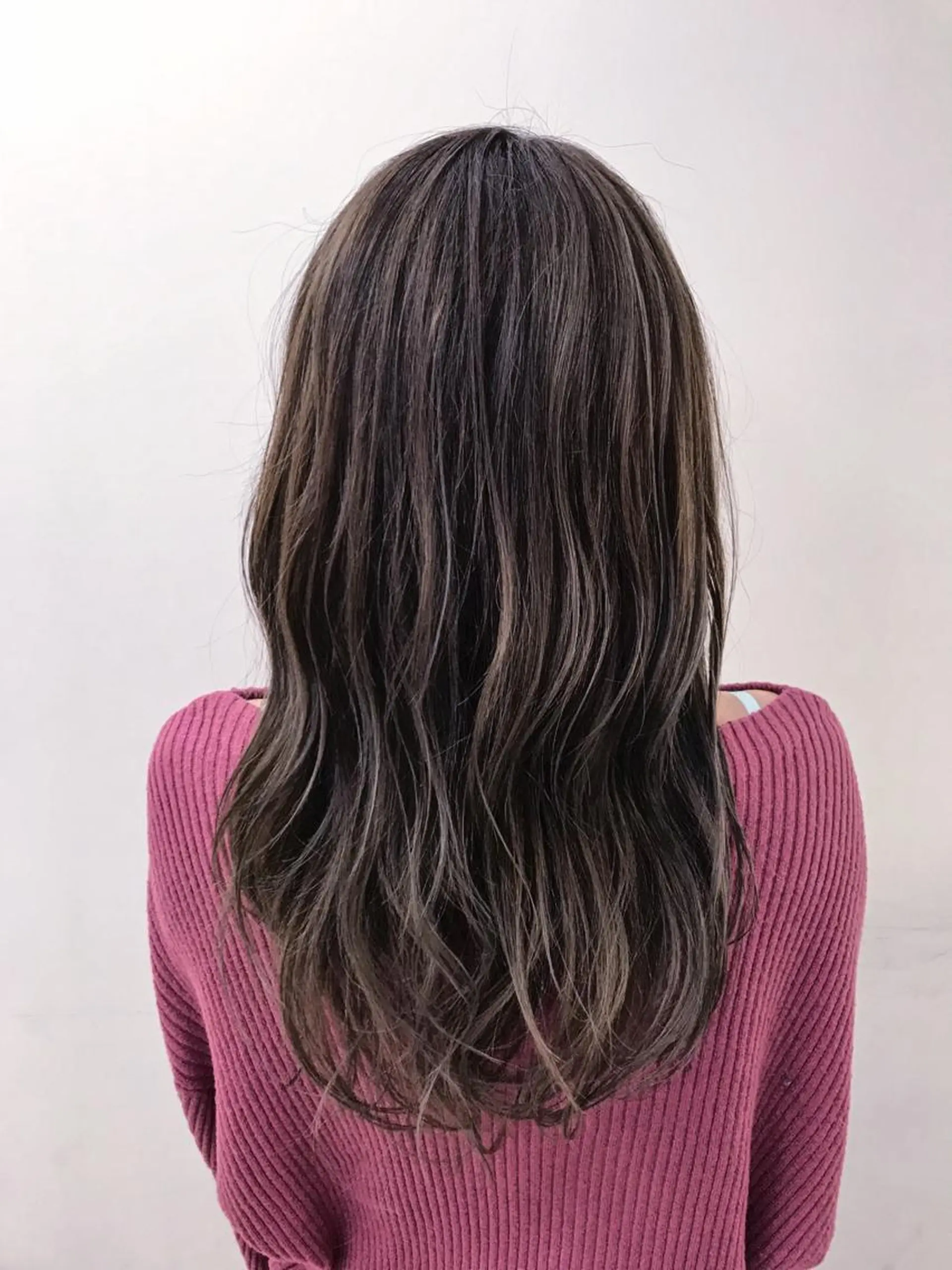 ロング カラー ブリーチカラー/ 岩破瑞希のヘアスタイル