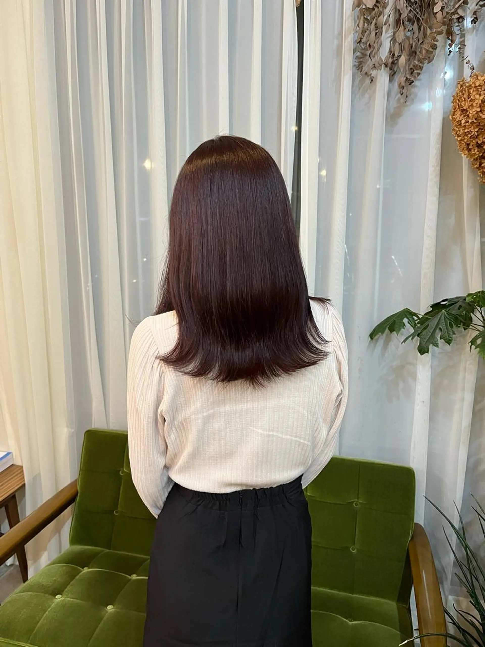 セミロング 神谷 夏帆のヘアスタイル