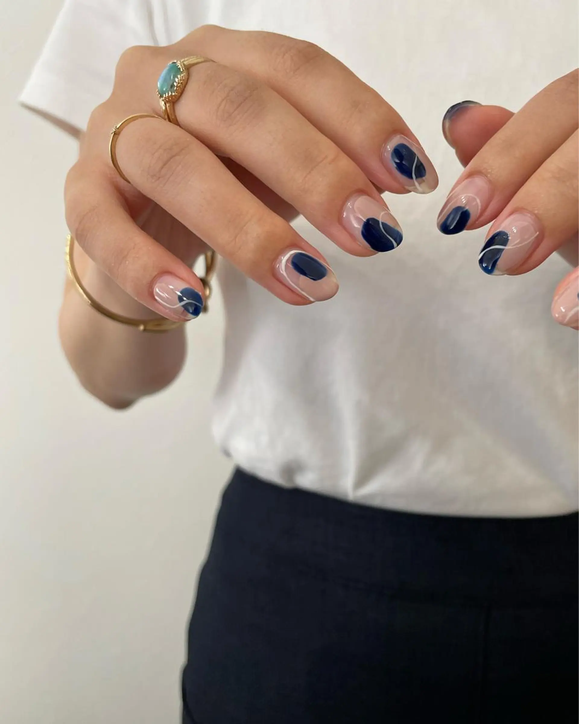 ネイル ハンドネイル フットネイル kiii.__ ✴︎*のネイルデザイン