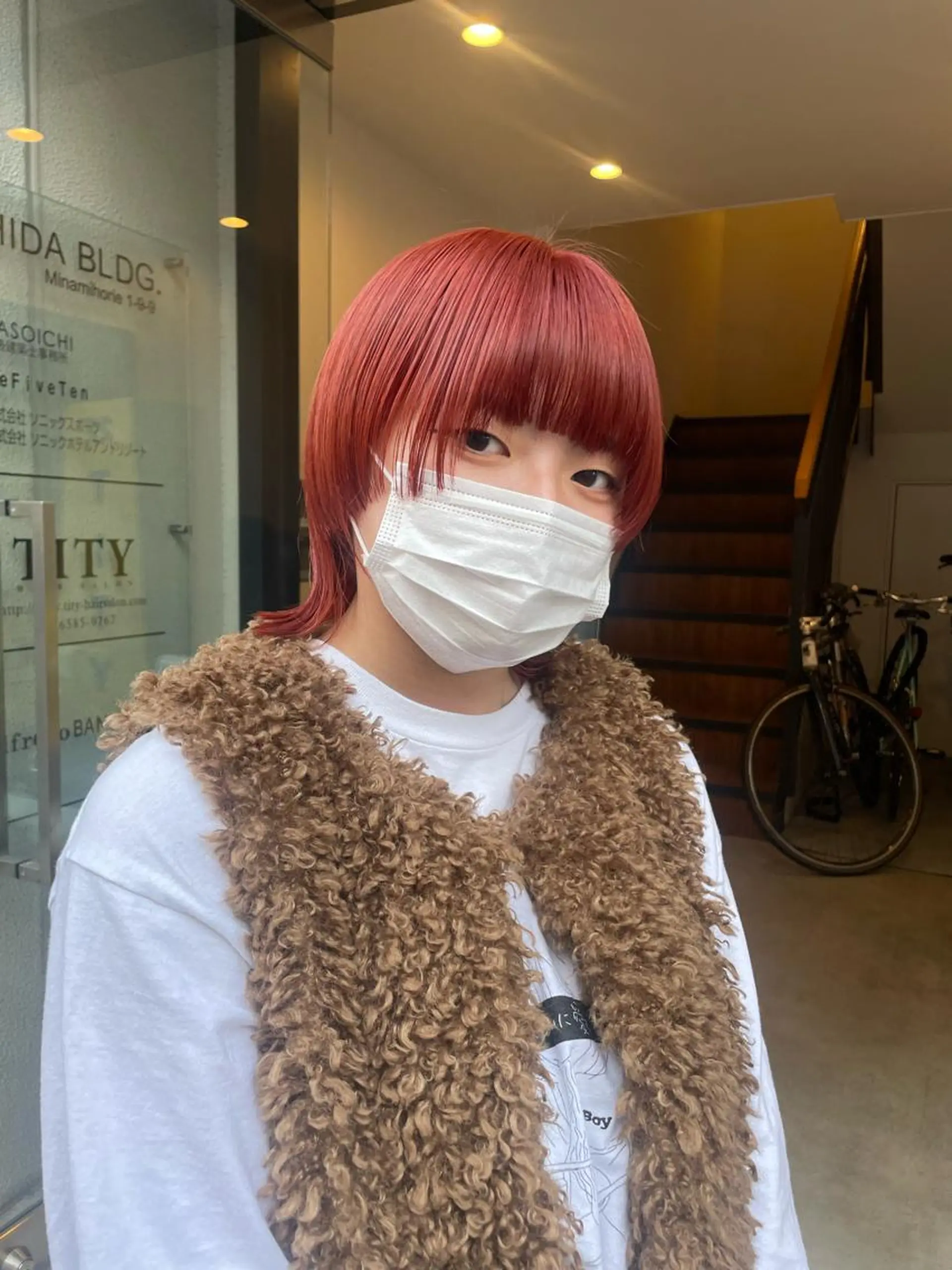 ミディアム カラー オレンジ ピンクカラー hen所属・心斎橋/レイヤー/ ブリーチ/モエのヘアスタイル