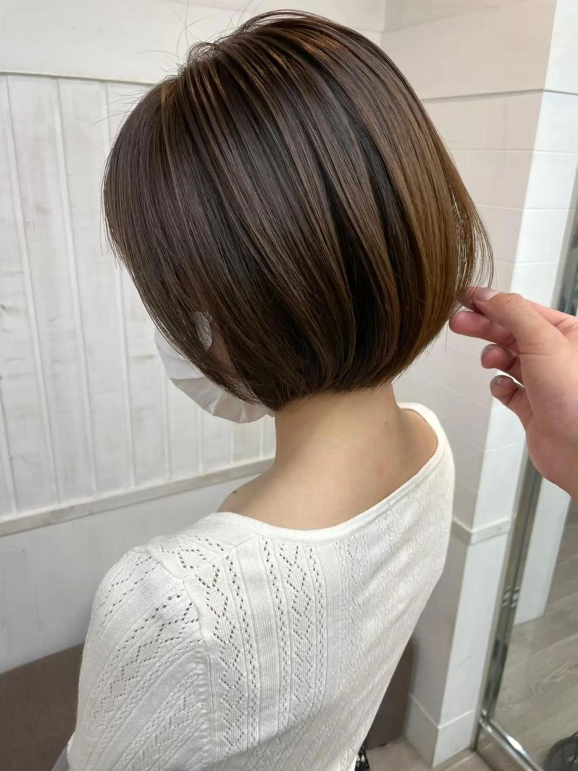 ロング カラー ブリーチ ケアブリーチ ダブルカラー イヤリングカラー ハイライトカラー newi hauoli札幌駅前のヘアスタイル