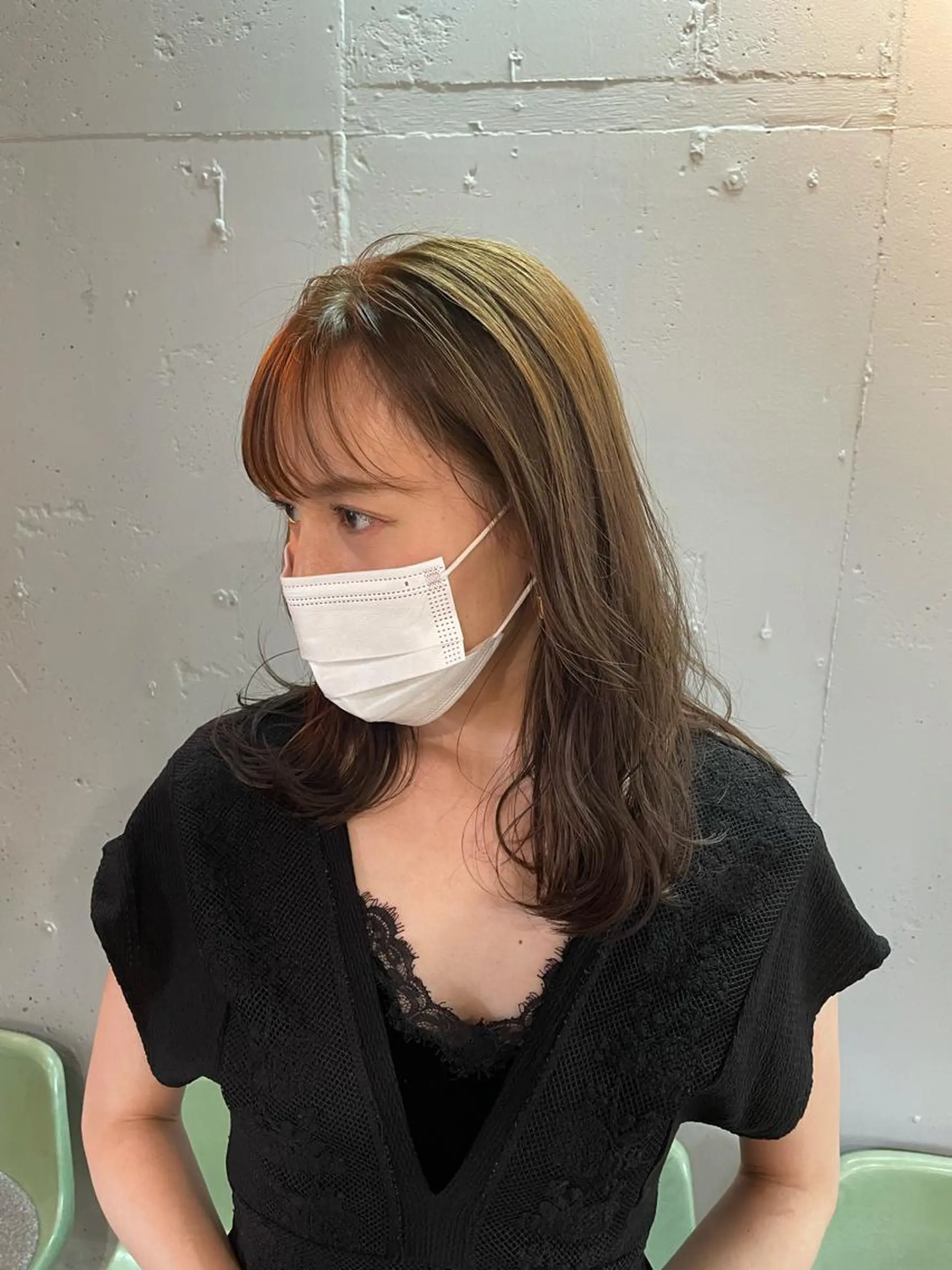 セミロング カラー ベージュカラー ブリーチ 透明感カラー ブリーチなしカラー カット ヘアカラー トリートメント 🍀アレンジ簡単ヘア ☘️石田万里奈🍀のヘアスタイル