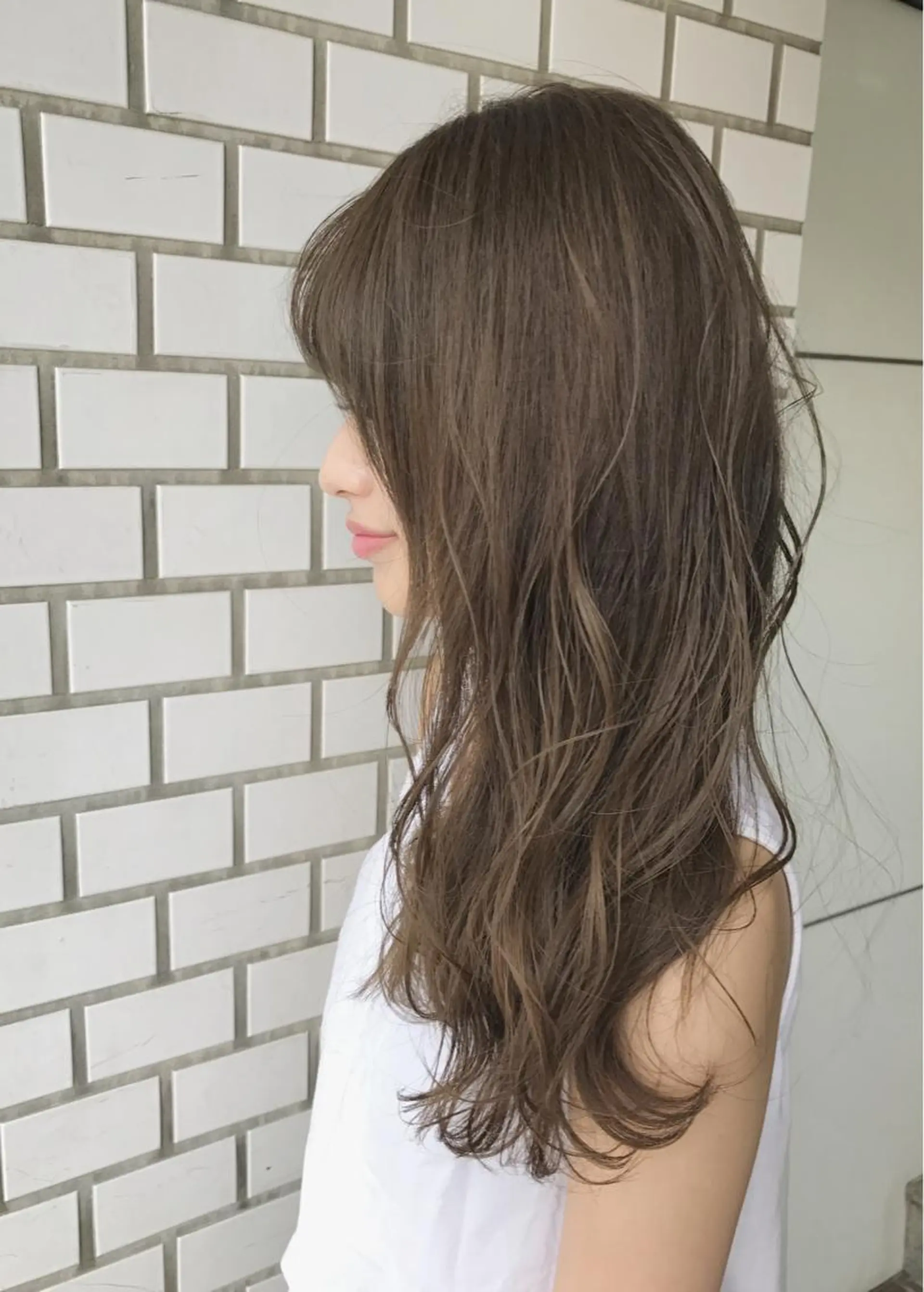 ミディアム カット特化柏駅 徒歩3分LOUのヘアスタイル