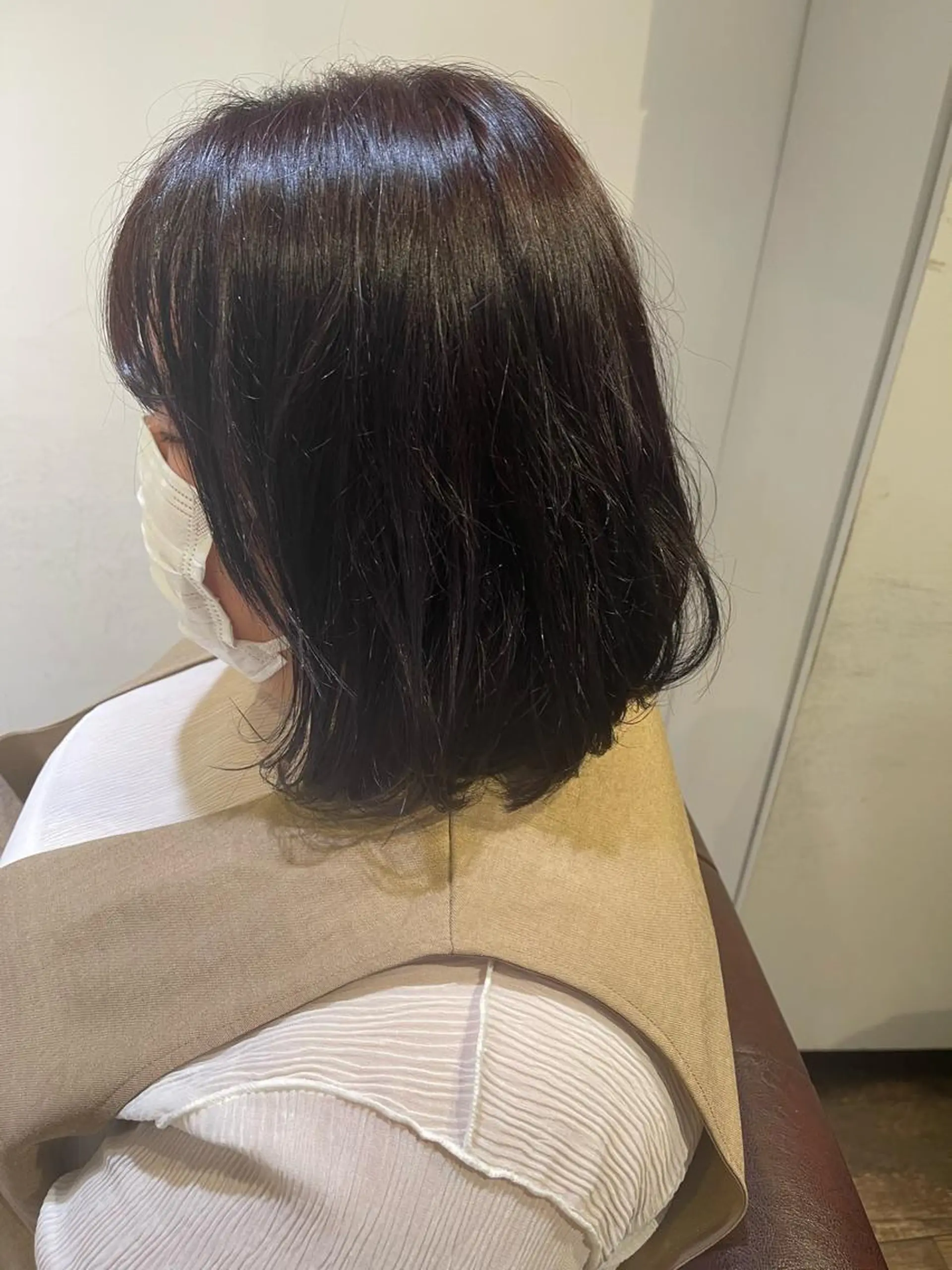 カラー MILLOR “ミラー”のヘアスタイル