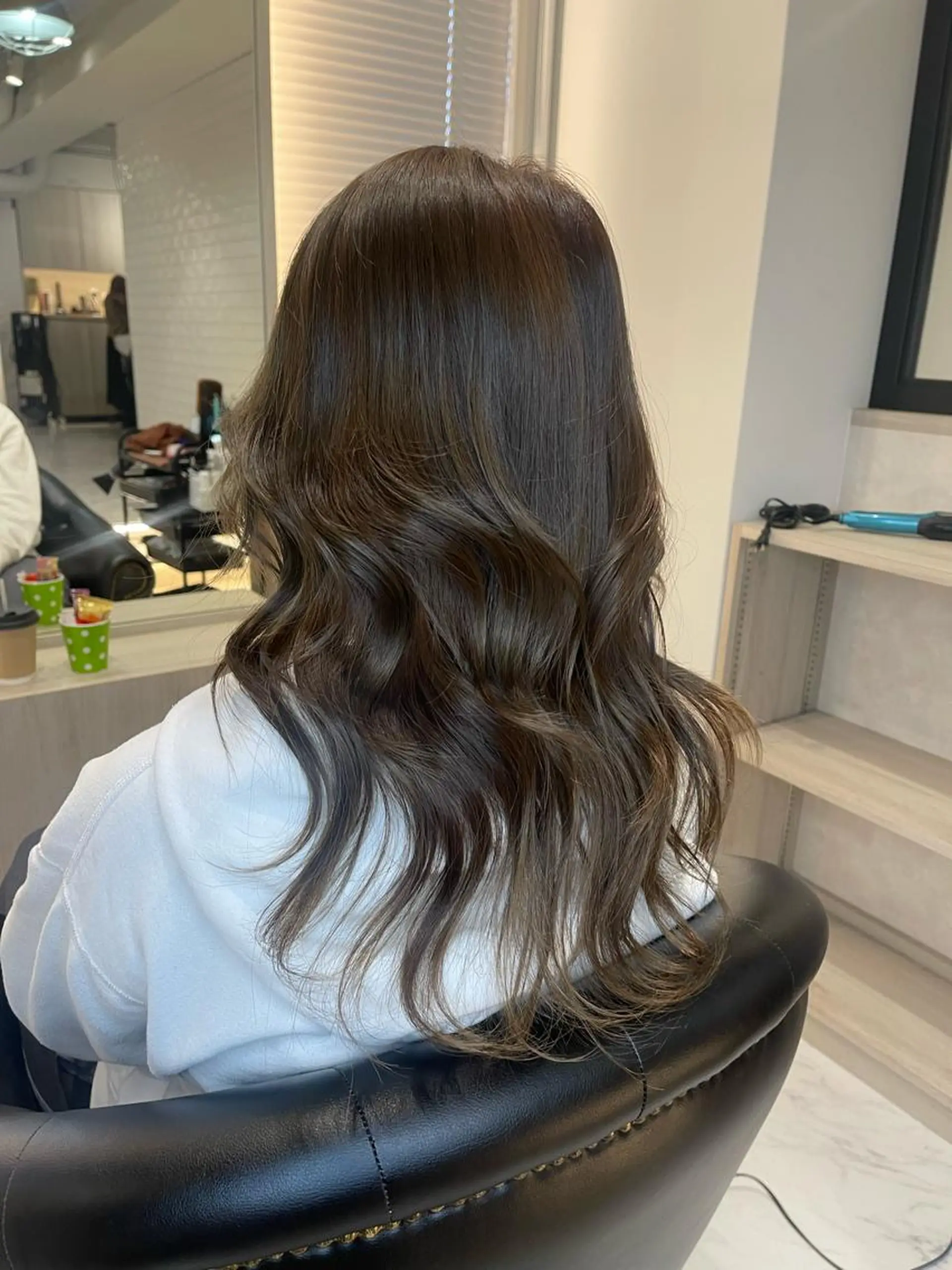 ロング カラー ヘアカラー トリートメント &chaLme   心斎橋所属・emi/髪質改善/ 韓国風/艶カラーのヘアスタイル