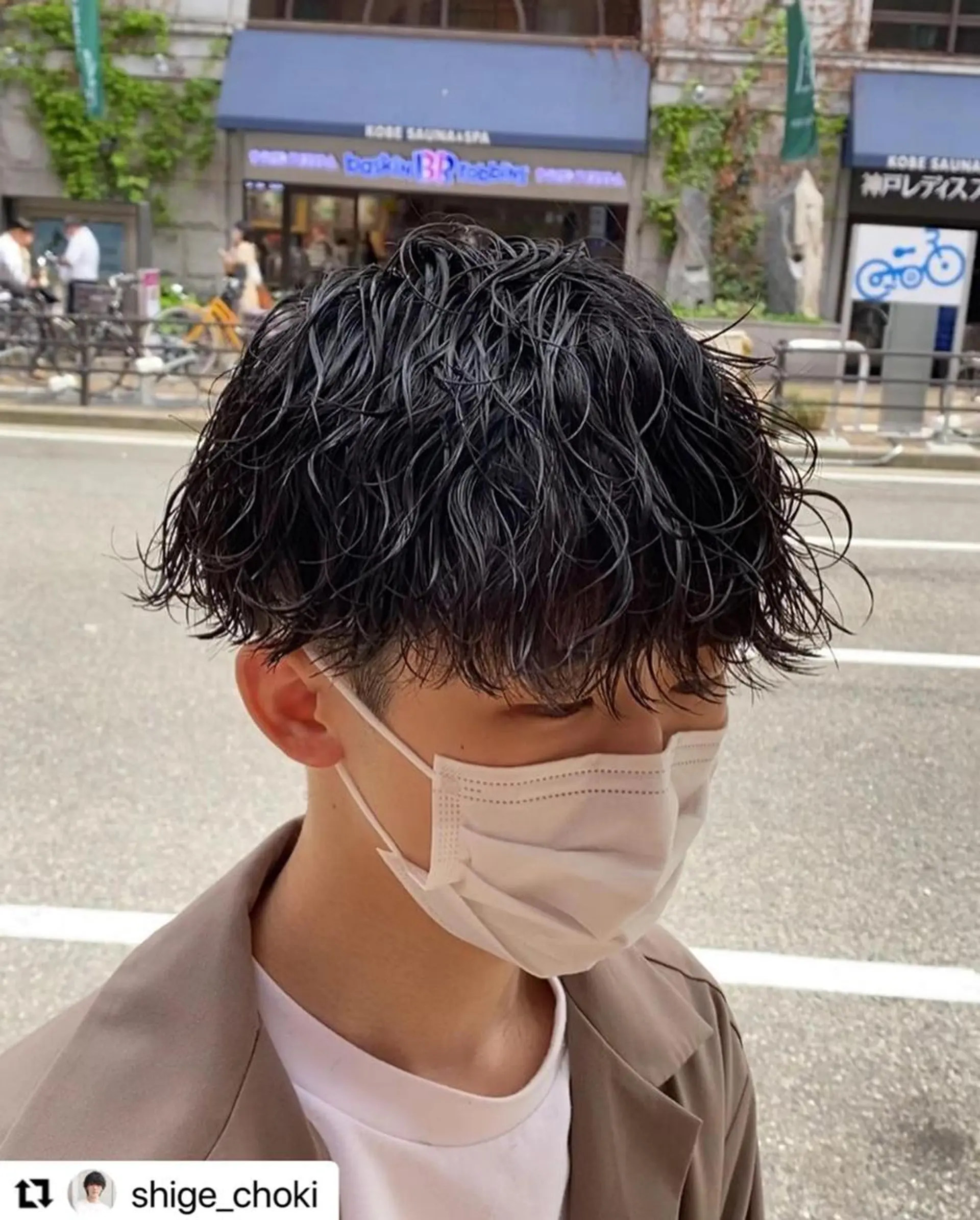 ショート カラー パーマ メンズ センターパート メンズ韓国風 マッシュ メンズパーマ メンズツイストパーマ 🩷Eny terrace🩷のヘアスタイル