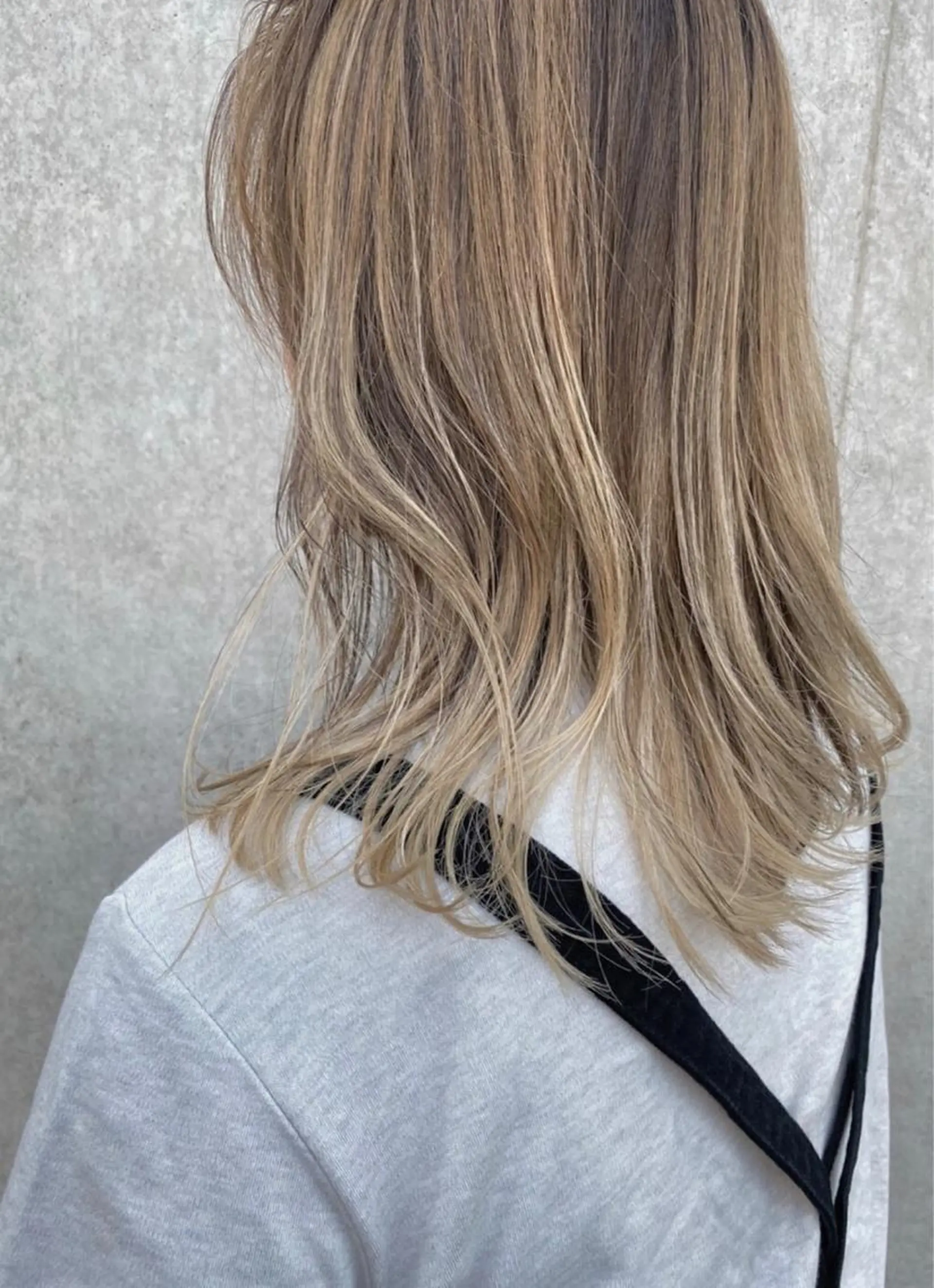 ミディアム Miku /ブリーチ/ボブのヘアスタイル