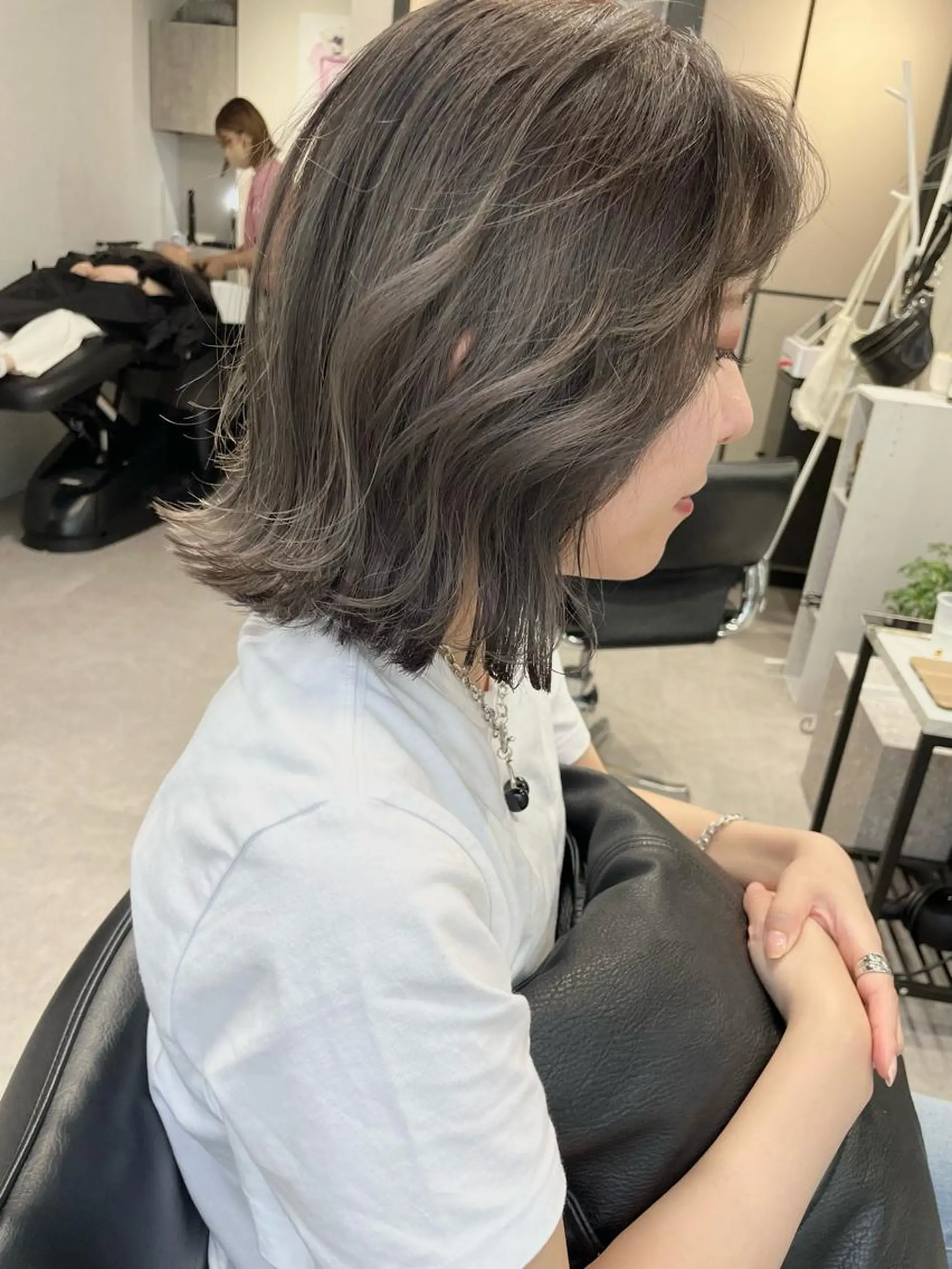 ミディアム カラー カット ヘアカラー トリートメント 髪質改善will hairdesignのヘアスタイル