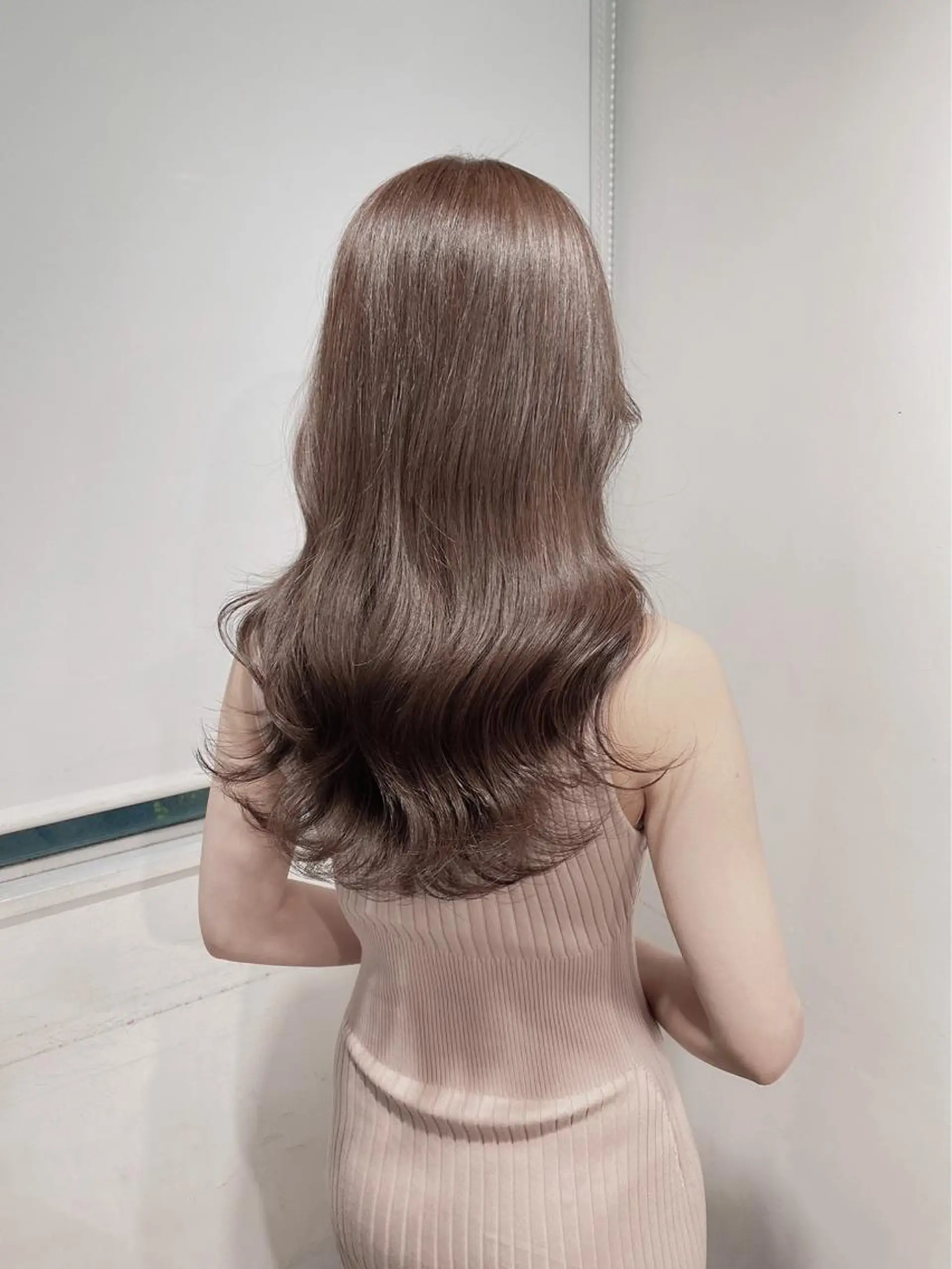 セミロング カラー ヘアアレンジ Ella所属・nana【艶髪】/ レイヤー/縮毛矯正のヘアスタイル