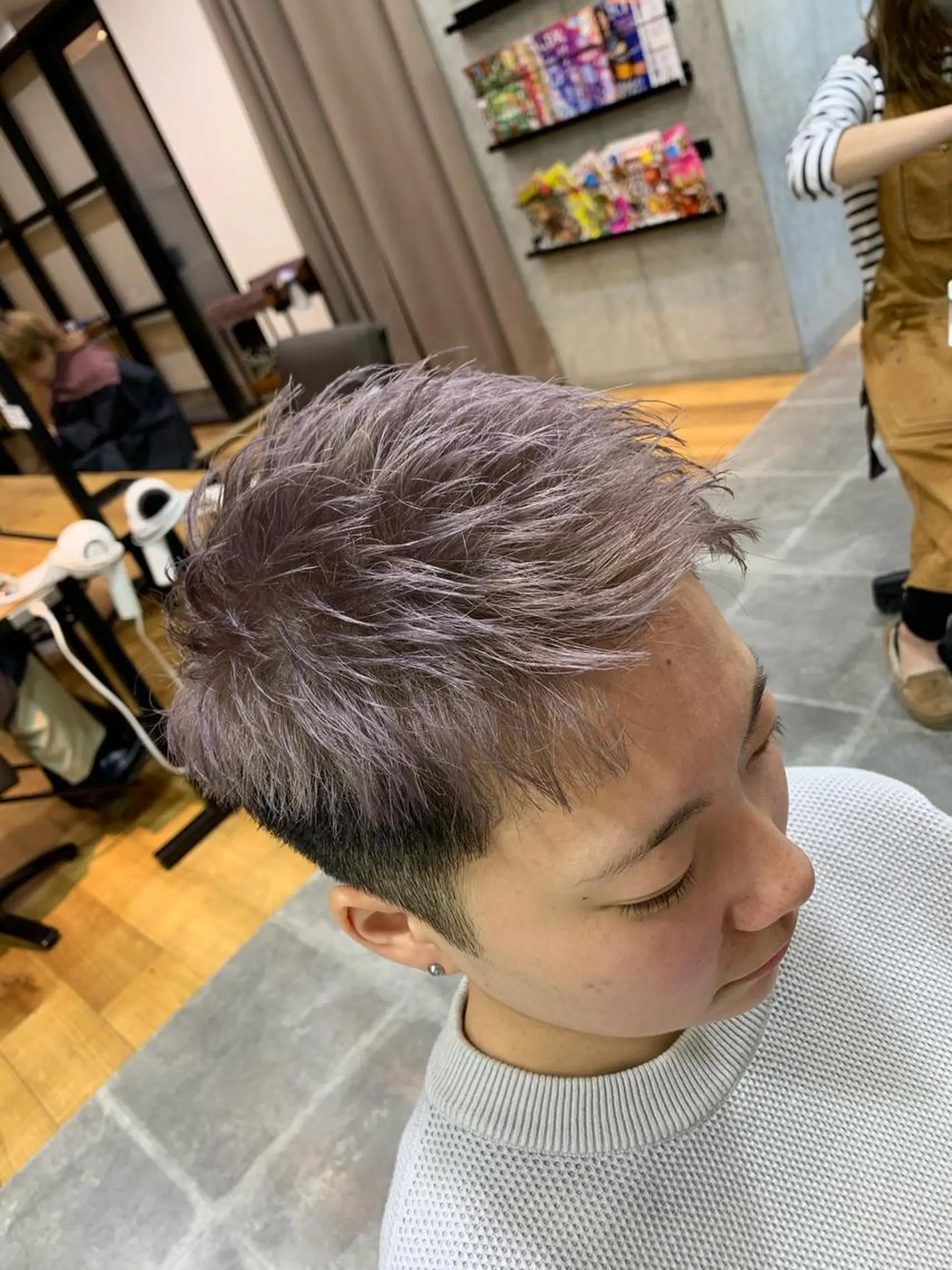 カラー メンズ 天野 開のヘアスタイル