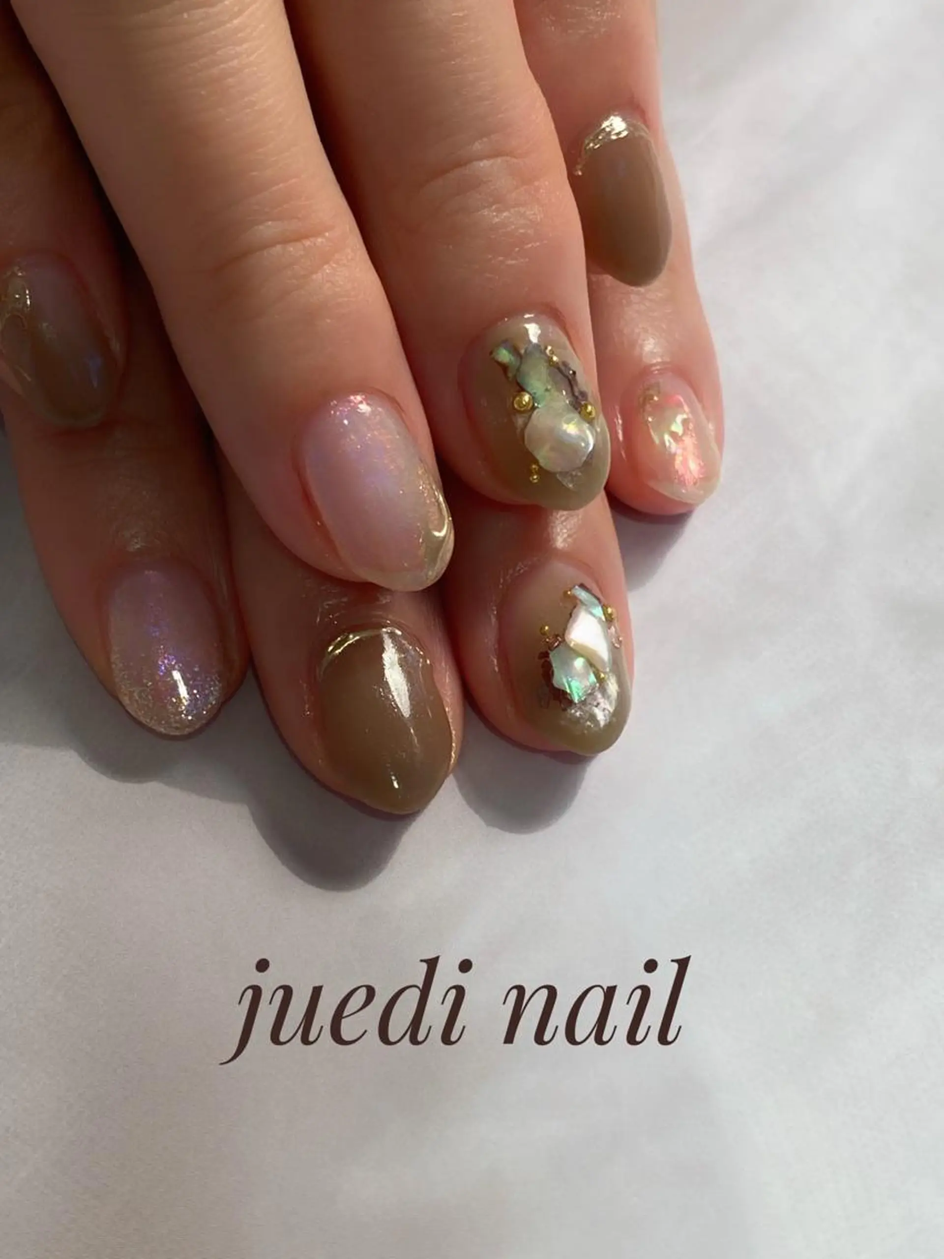 ネイル juedi nail(木曜日のネイル)所属・juedi nail 〜木曜日のネイル〜のネイルデザイン