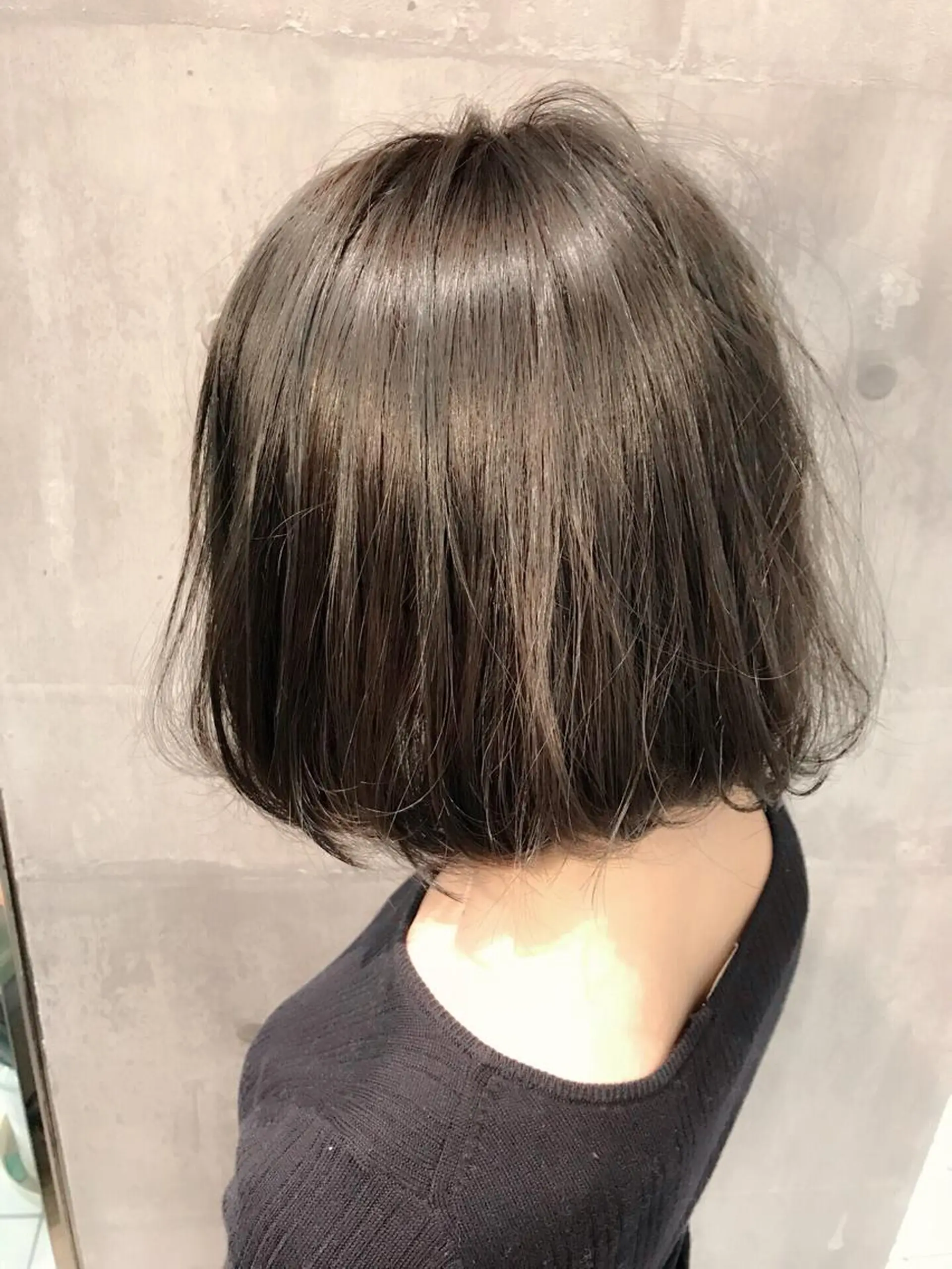 ショート カラー グレージュ 髪質改善ｶﾗｰ ｹｱﾌﾞﾘｰﾁ/ﾀﾑのヘアスタイル