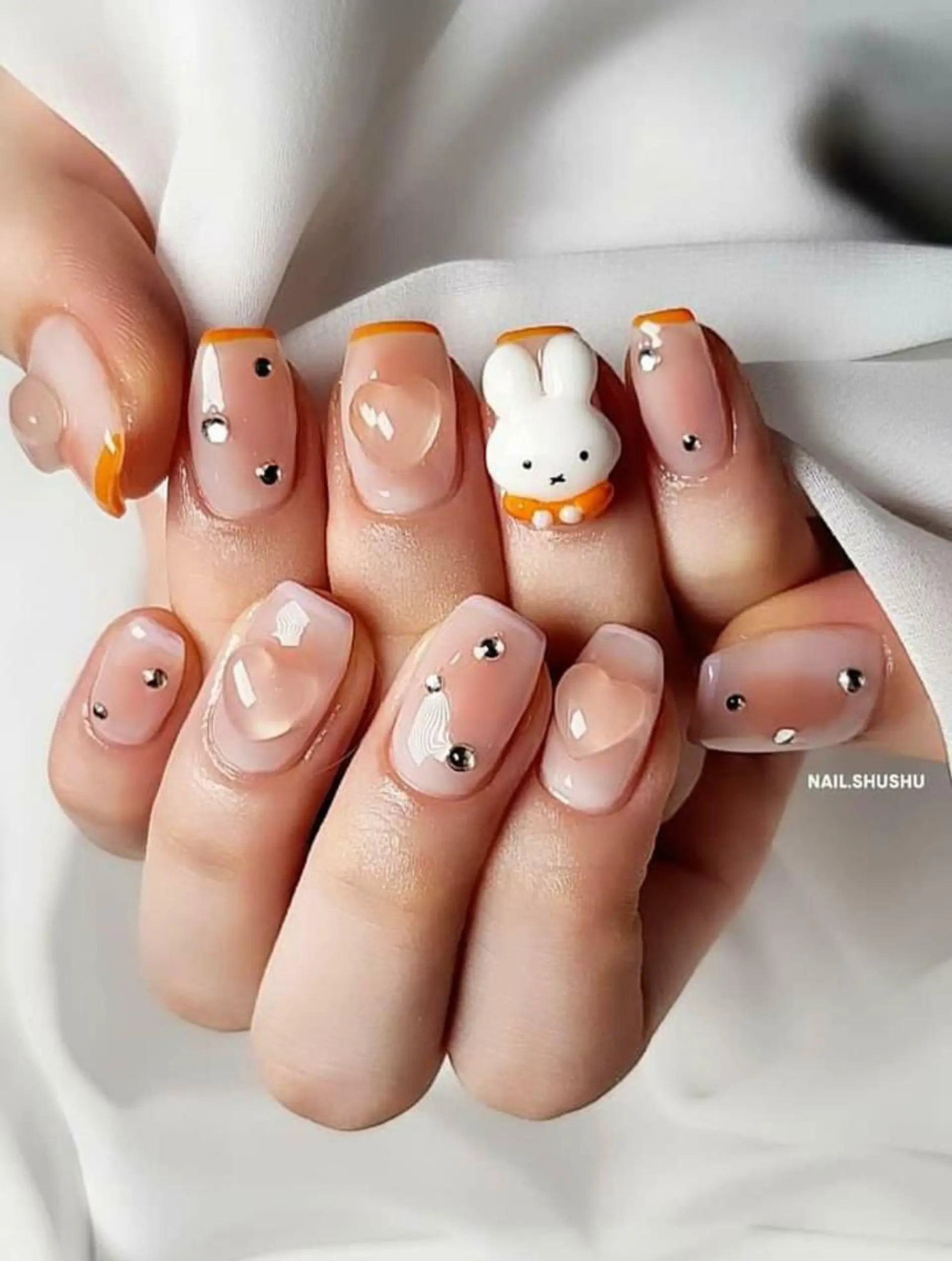 ネイル 持ち込み ニュアンスネイル ワンカラーネイル シンプルネイル 夏ネイル 3dパーツ/流行り 👧shushu❤️のネイルデザイン