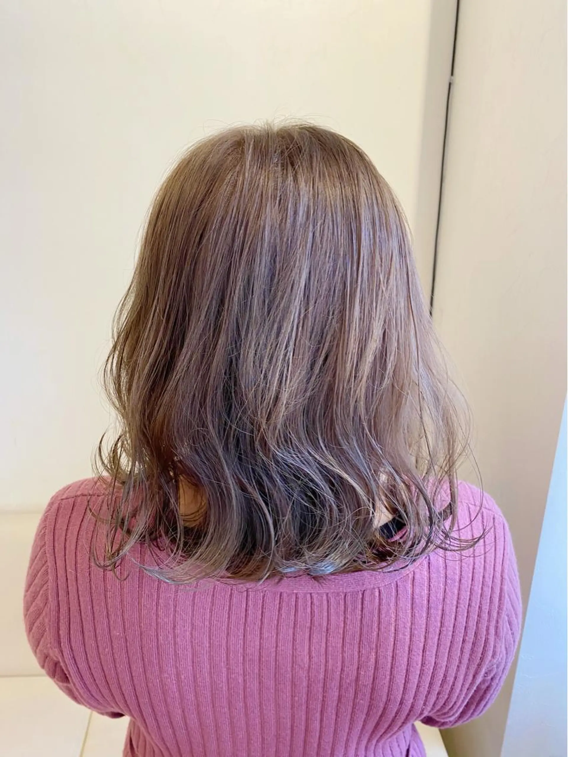 ミディアム カラー ヘアカラー トリートメント 石井 佑樹のヘアスタイル