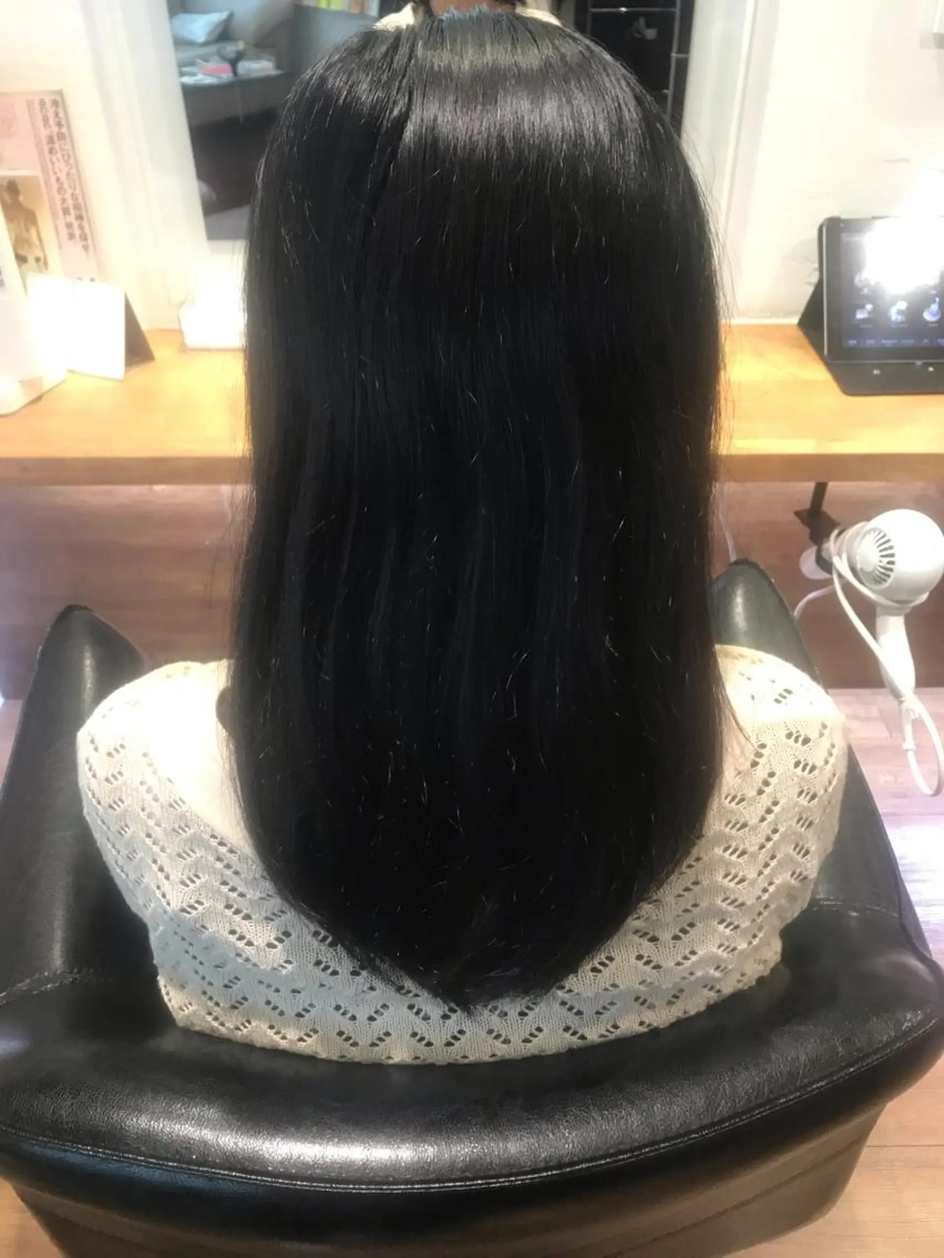 セミロング 勝沼 佑季のヘアスタイル